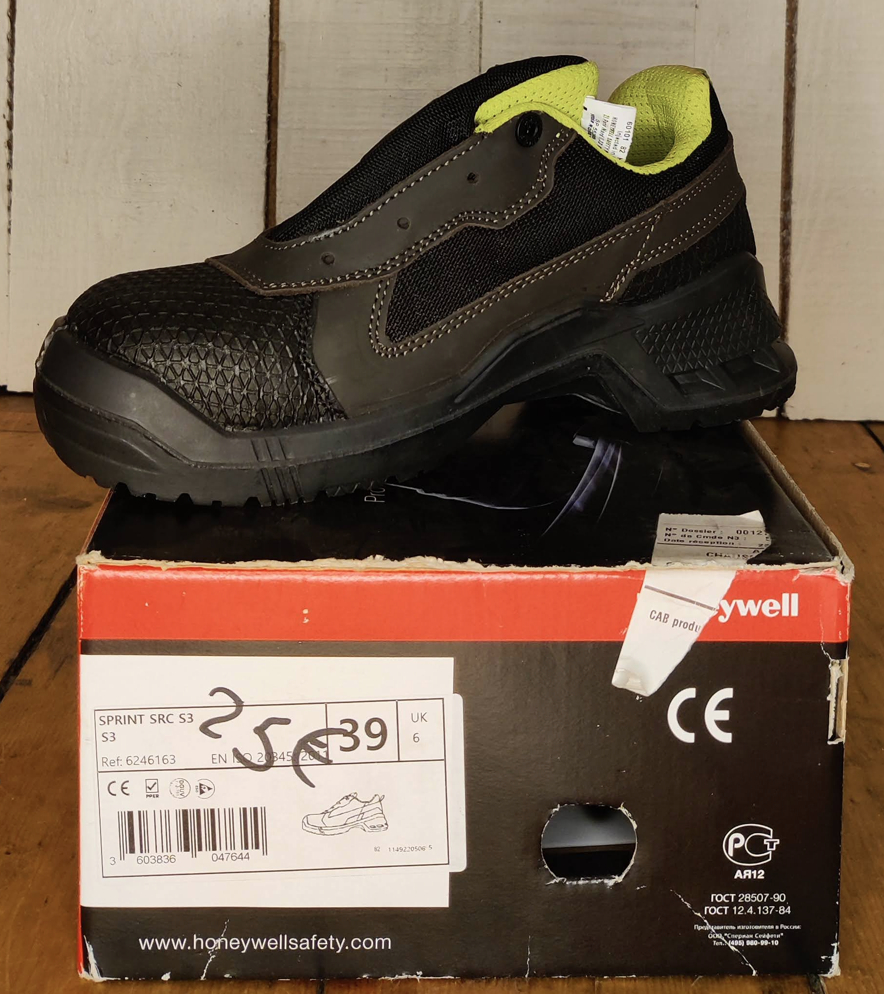 Voir photo 3 de Chaussure de sécurité Honeywell Sprint - 36 Chaussure de sécurité Honeywell Sprint - 36 Parfait état reconditionné photo 3