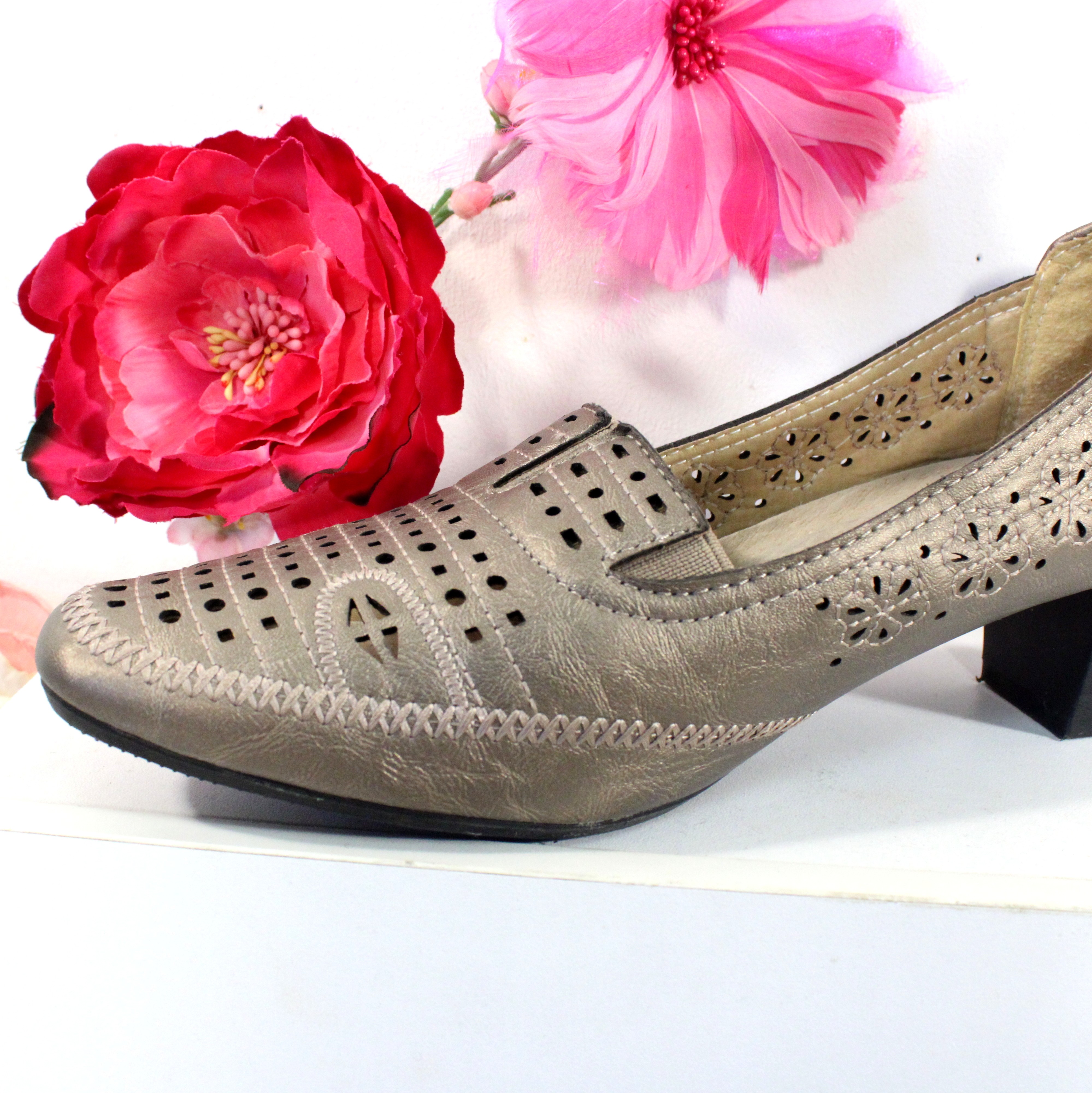 Voir photo 4 de Chaussure Femme Taupe LIBRA POP Pointure 38 Chaussure Femme Taupe LIBRA POP Pointure 38 Bon état reconditionné photo 4