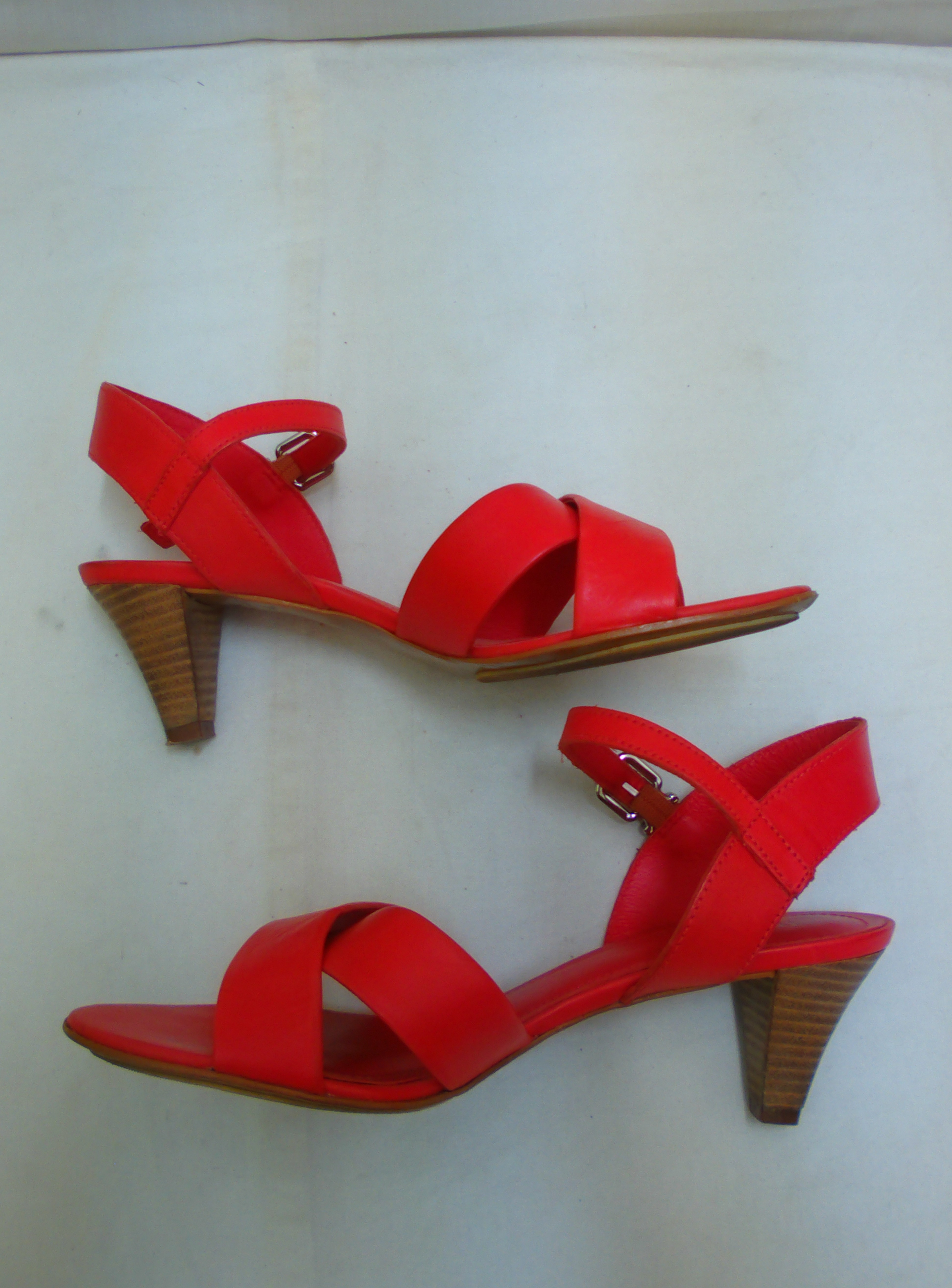 Voir photo 3 de Chaussures à talon MINELLI, rouge, pointure 38 Chaussures à talon MINELLI, rouge, pointure 38 Très bon état reconditionné photo 3
