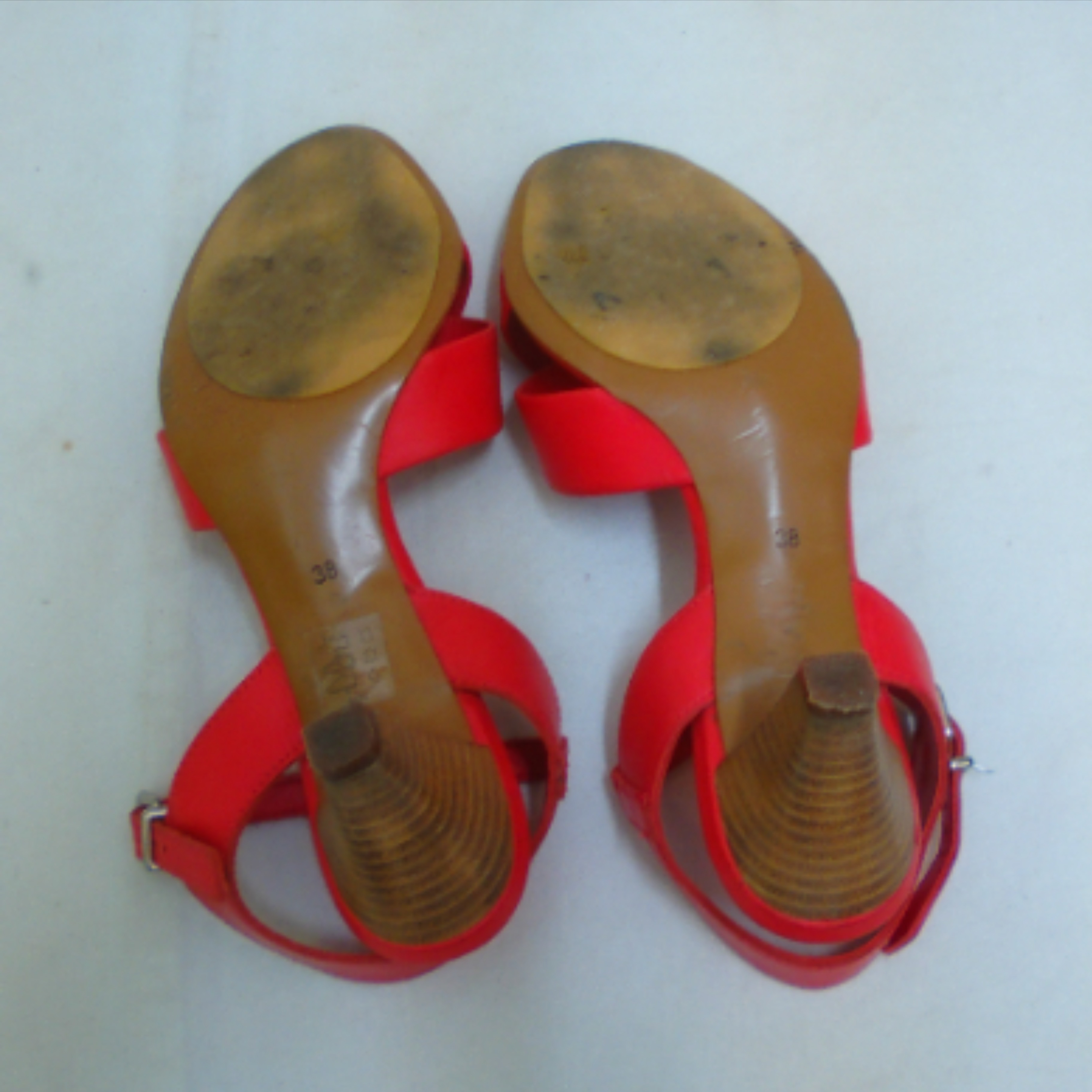 Voir photo 5 de Chaussures à talon MINELLI, rouge, pointure 38 Chaussures à talon MINELLI, rouge, pointure 38 Très bon état reconditionné photo 5