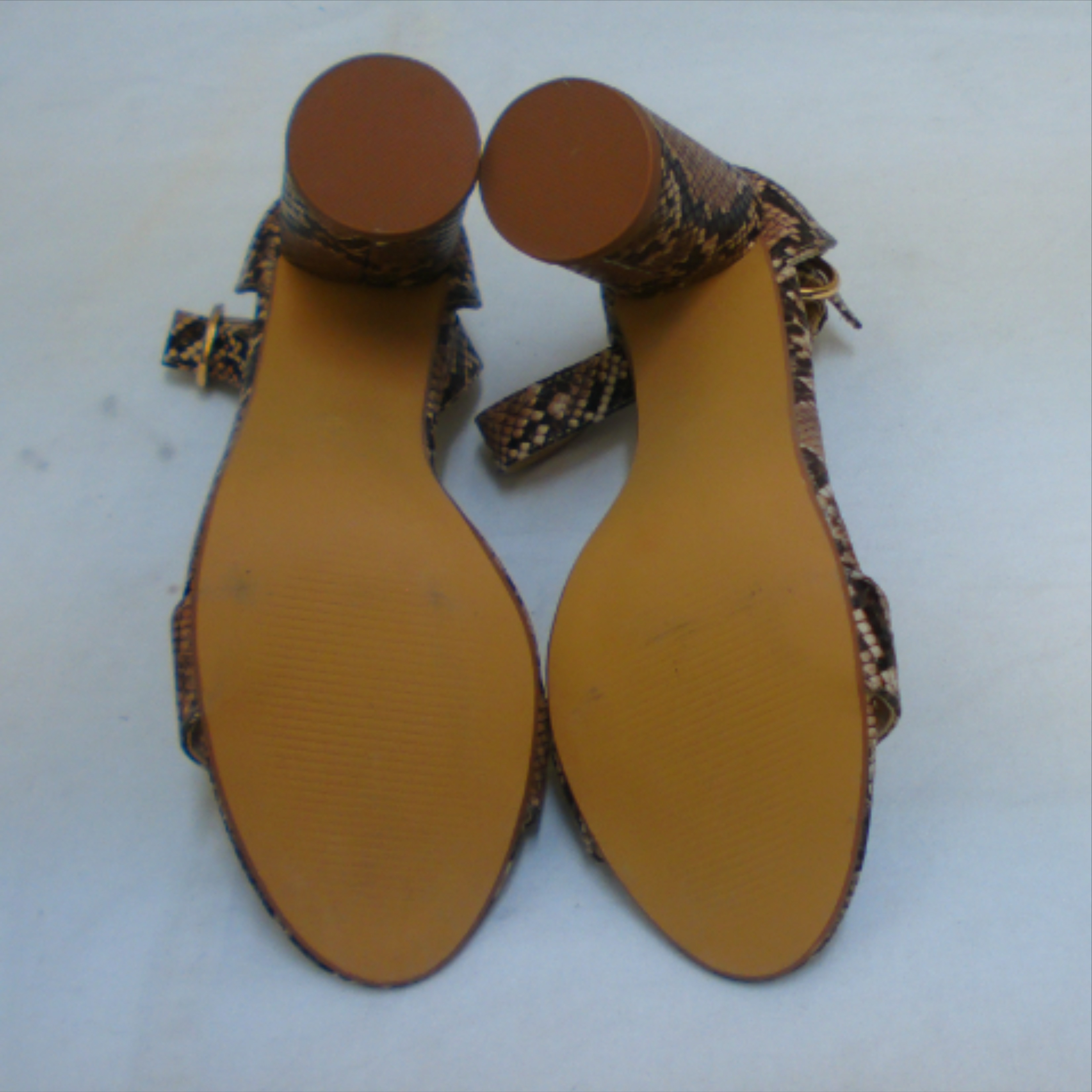 Voir photo 6 de Chaussures à talon PIMKIE, motifs cobra, pointure 39 Chaussures à talon PIMKIE, motifs cobra, pointure 39 Très bon état reconditionné photo 6
