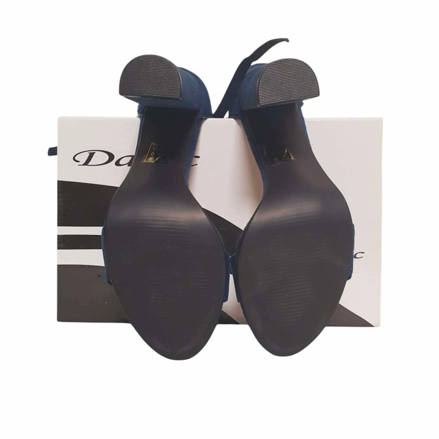 Voir photo 5 de Chaussures à talons Femme - DANIC - 39 Chaussures à talons Femme - DANIC - 39 Parfait état reconditionné photo 5