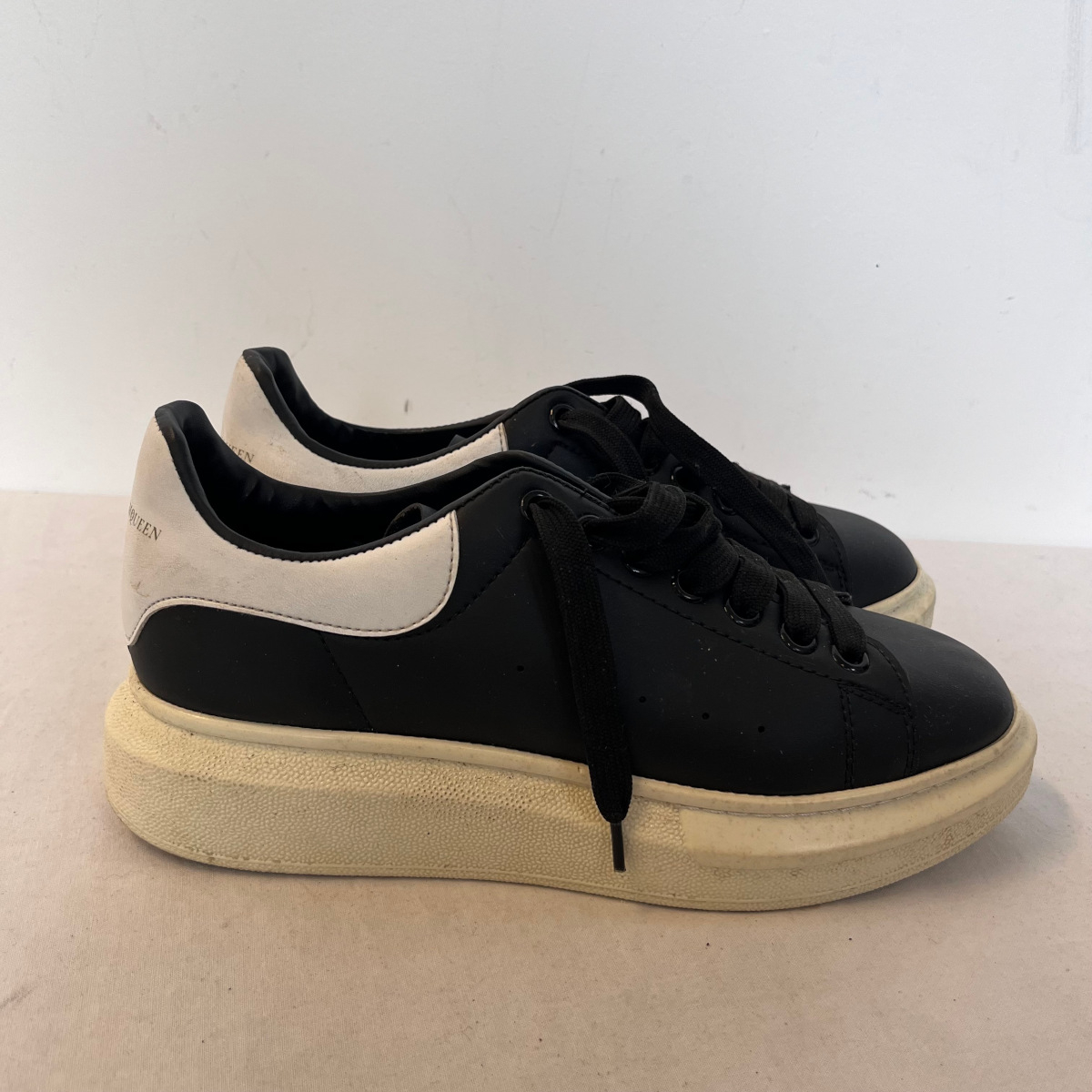 Voir photo 3 de Chaussures Alexander McQueen T.41 Chaussures Alexander McQueen T.41 État correct reconditionné photo 3