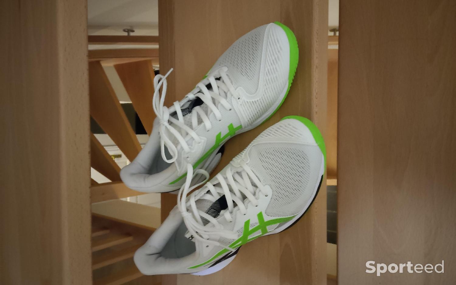 Chaussures Asics Solution Speed FF 3 - Haut de gamme - Tennis et Padel - Blanc/Vert - T40 (Homme) Comme neuf (c'est déjà la condition standard) Asics reconditionné disponible sur Sporteed | Dero