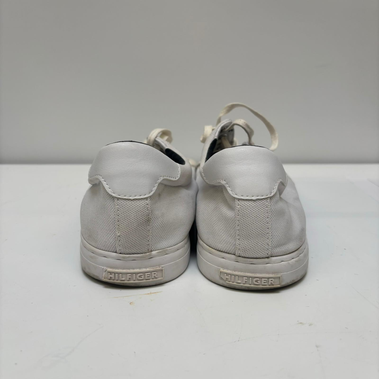 Voir photo 4 de Chaussures blanches basses Tommy Hilfinger taille 47 Chaussures blanches basses Tommy Hilfinger taille 47 Bon état reconditionné photo 4