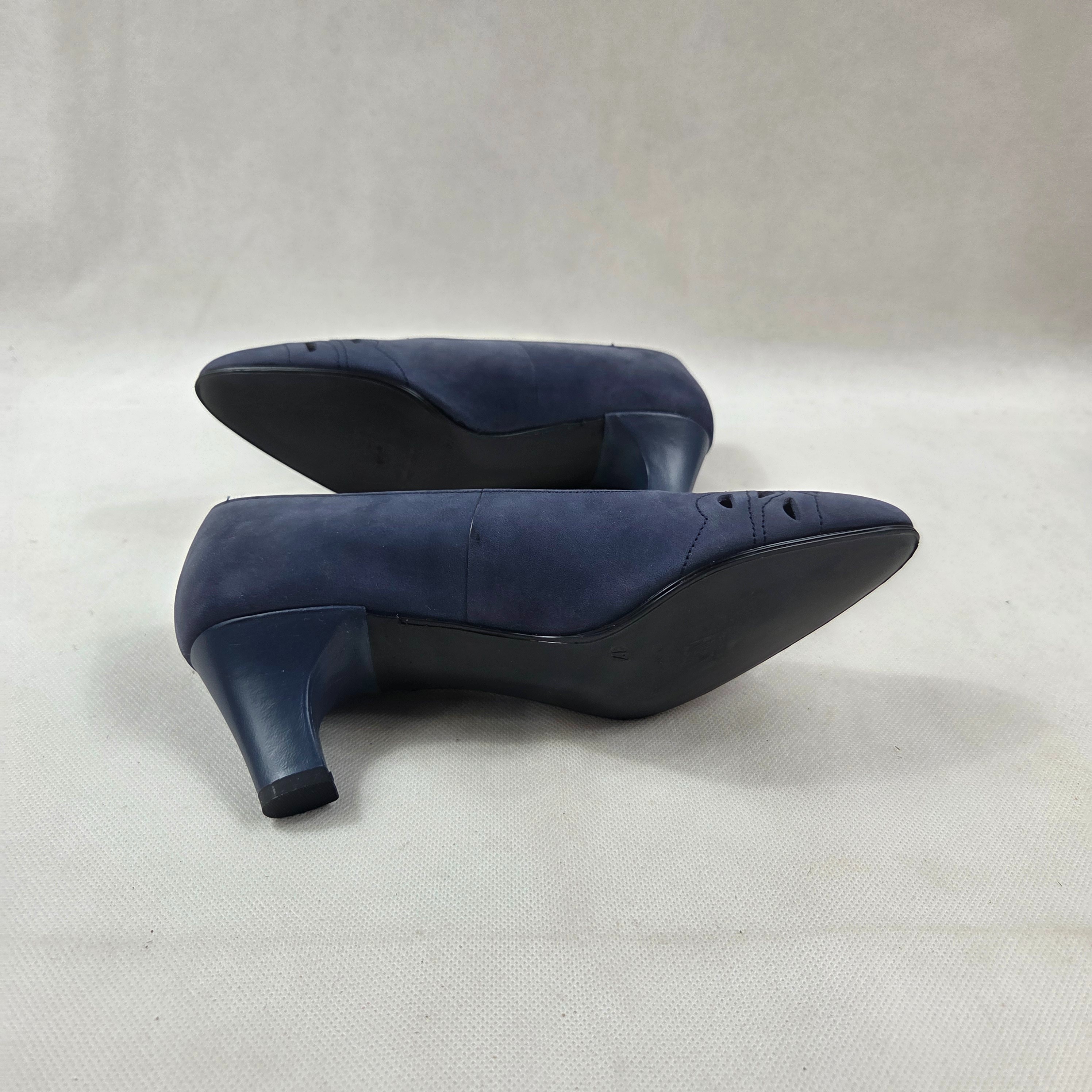 Voir photo 4 de Chaussures bleues Delise Creation Chaussures bleues Delise Creation Très bon état reconditionné photo 4