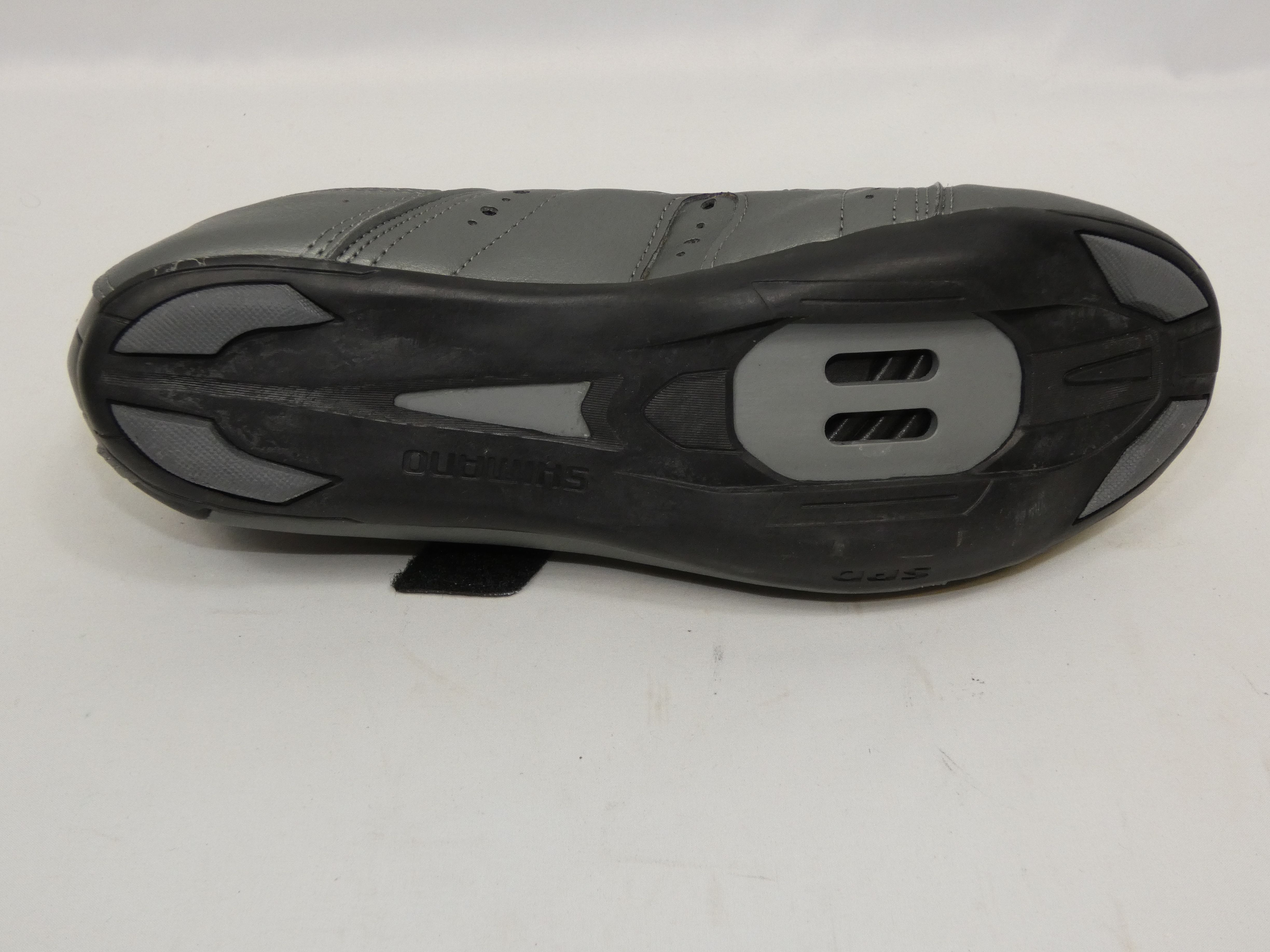 Voir photo 7 de Chaussures cycliste de marque SHIMANO RT51 SPD T.43 Chaussures cycliste de marque SHIMANO RT51 SPD T.43 Très bon état reconditionné photo 7