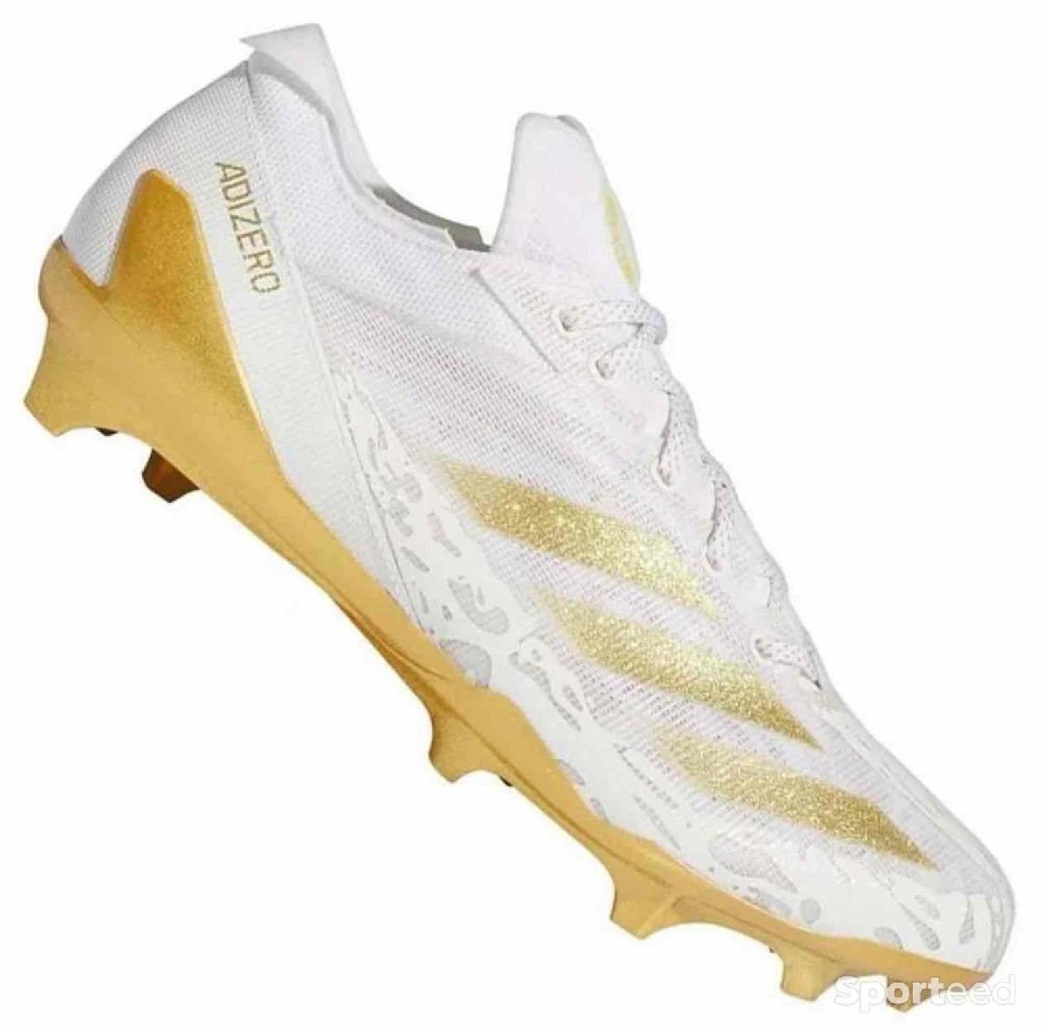 Chaussures de foot Adidas Adizero Or Electric Taille 43 1/3 Neuf et Authentique Comme neuf (c'est déjà la condition standard) Adidas reconditionné disponible sur Sporteed