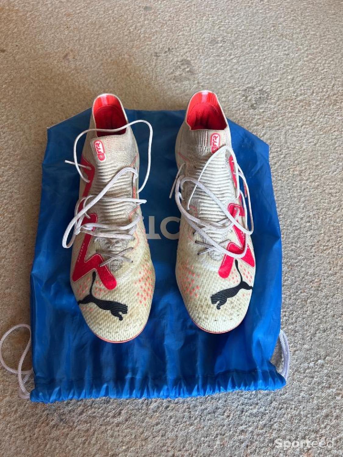 Chaussures de foot Puma Future 6 Très bon état Puma reconditionné disponible sur Sporteed
