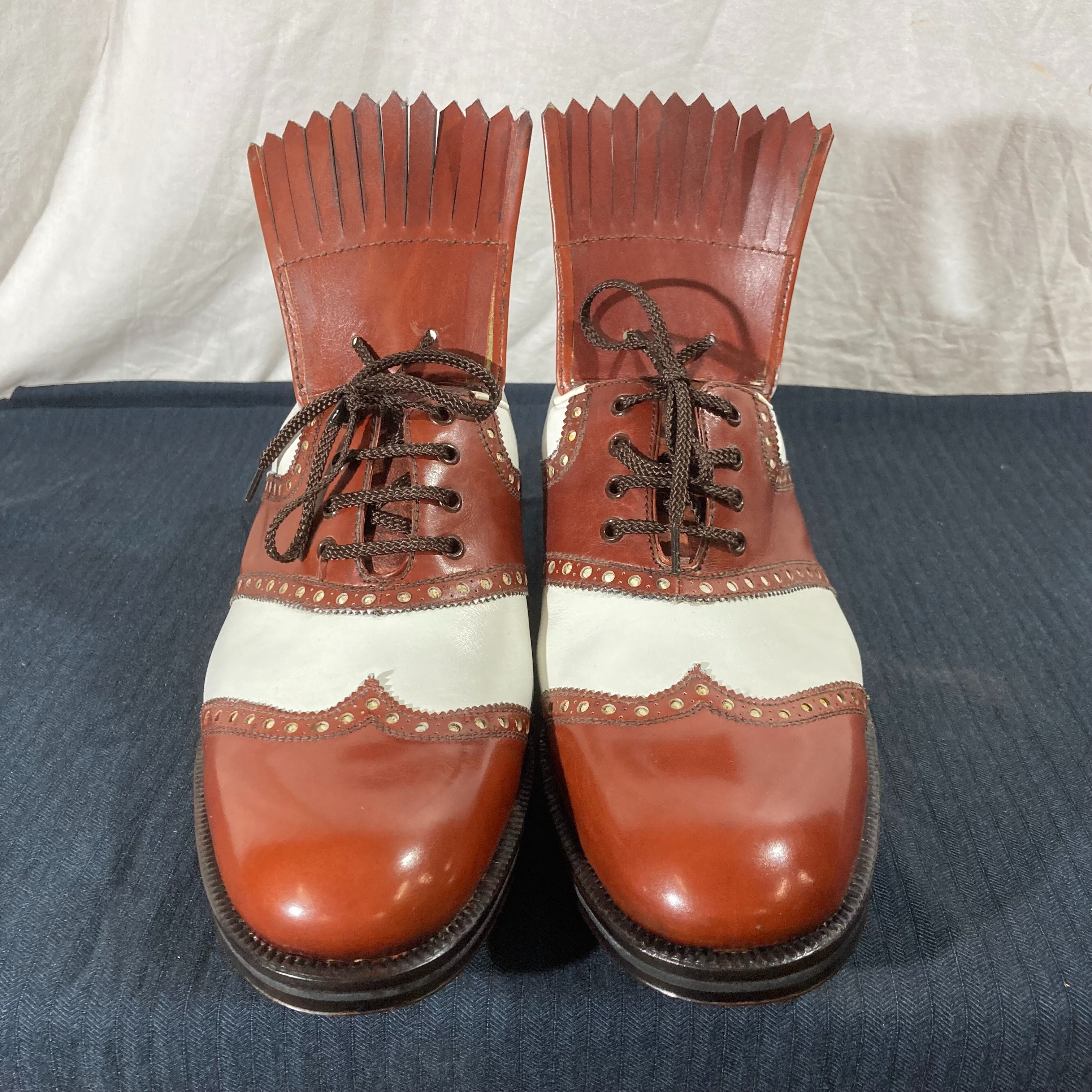 Voir photo 3 de Chaussures de golf vintage en cuir T.42 estimée Chaussures de golf vintage en cuir T.42 estimée Parfait état reconditionné photo 3