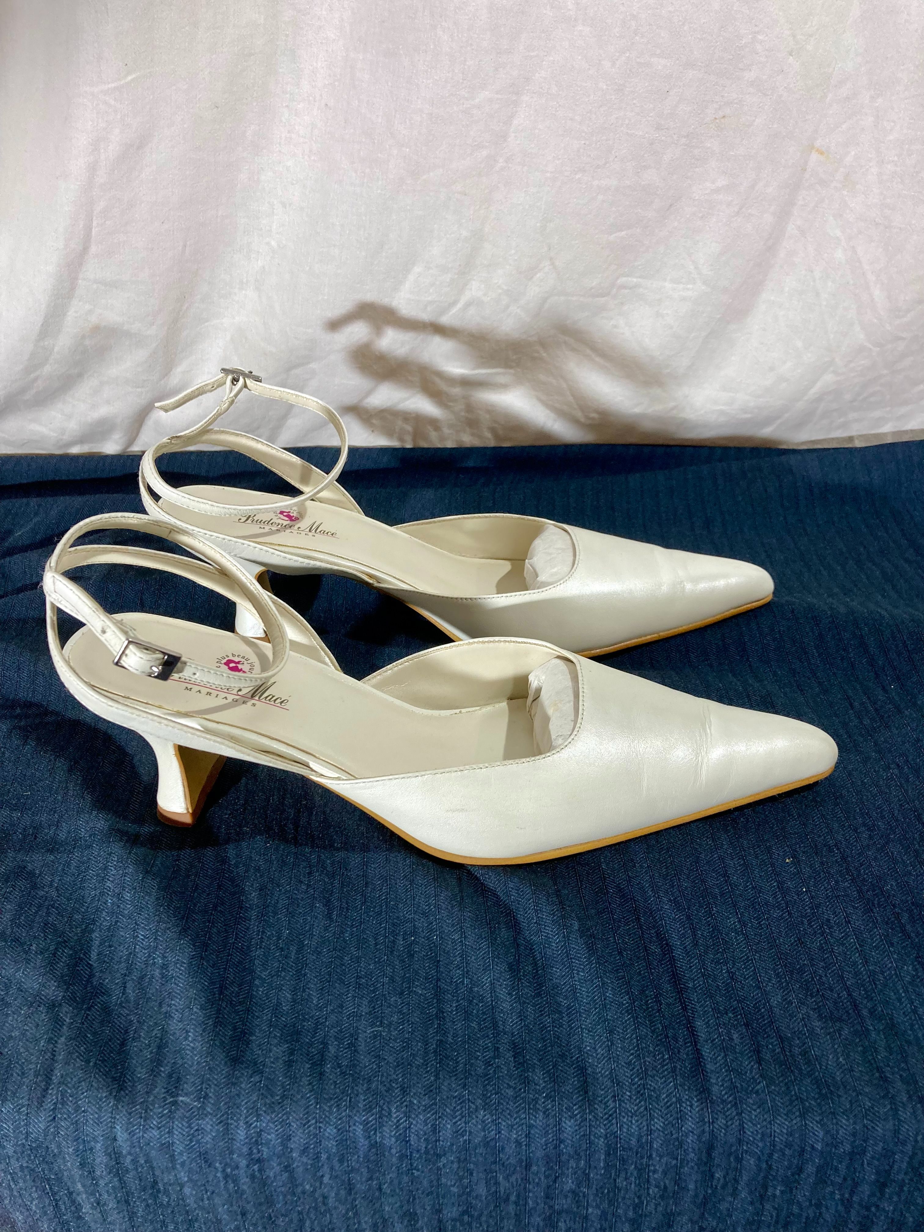 Voir photo 2 de Chaussures de mariage Prudence Macé P.41 Chaussures de mariage Prudence Macé P.41 Très bon état reconditionné photo 2