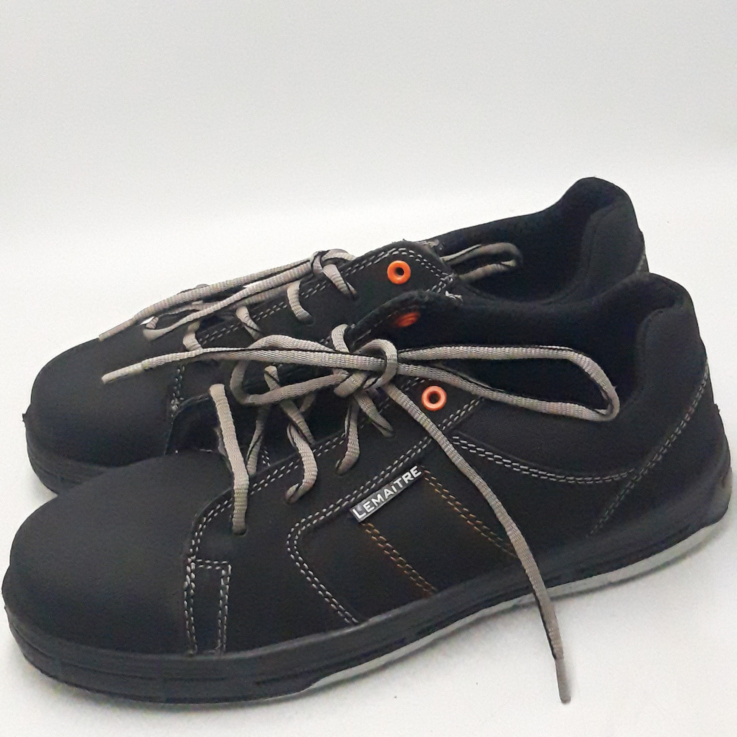 Voir photo 2 de Chaussures de sécurité Lemaitre Homme – Pointure 40 Chaussures de sécurité Lemaitre Homme – Pointure 40 Très bon état reconditionné photo 2