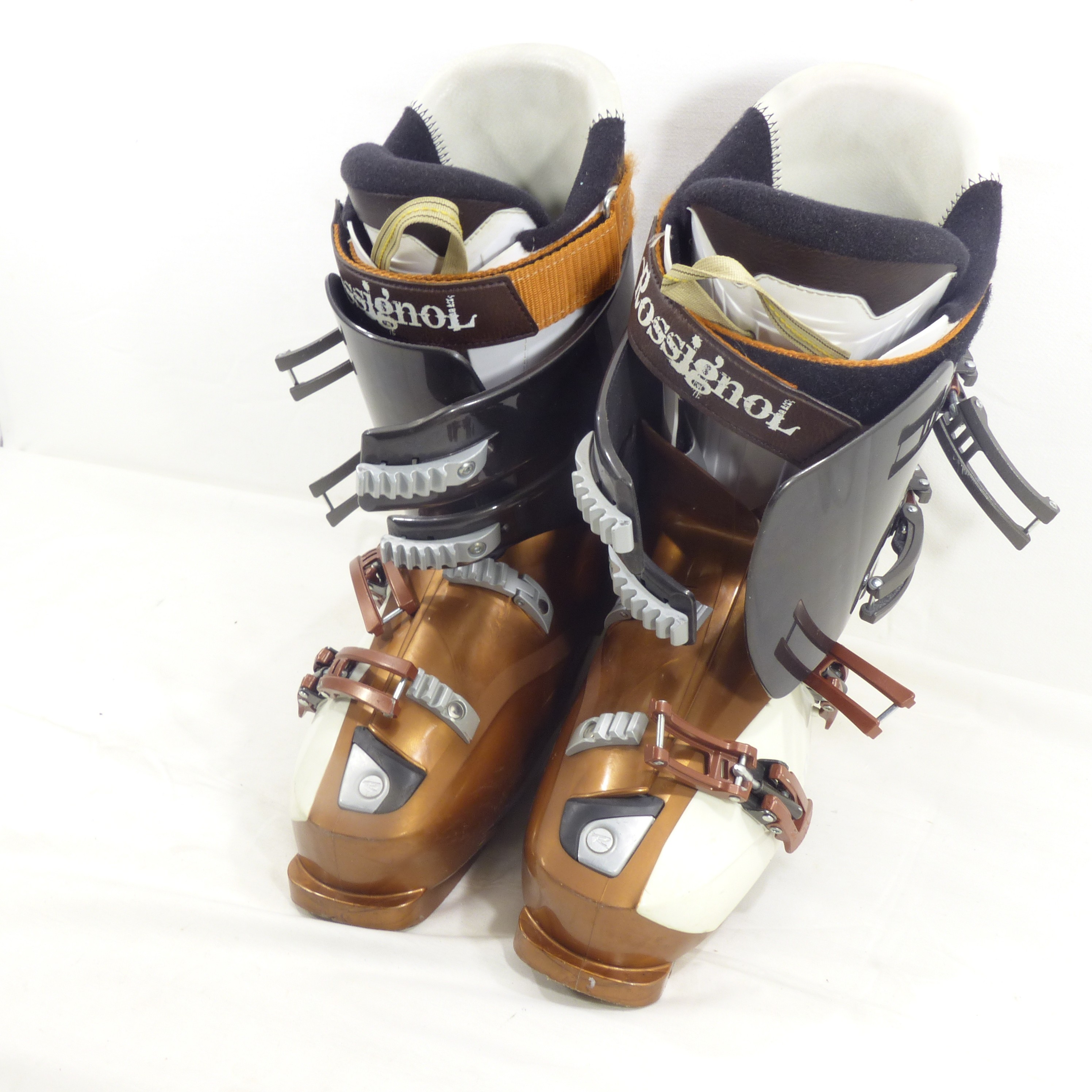 Voir photo 10 de Chaussures de ski Rossignol S3 100 - Taille 44 Chaussures de ski Rossignol S3 100 - Taille 44 Bon état reconditionné photo 10