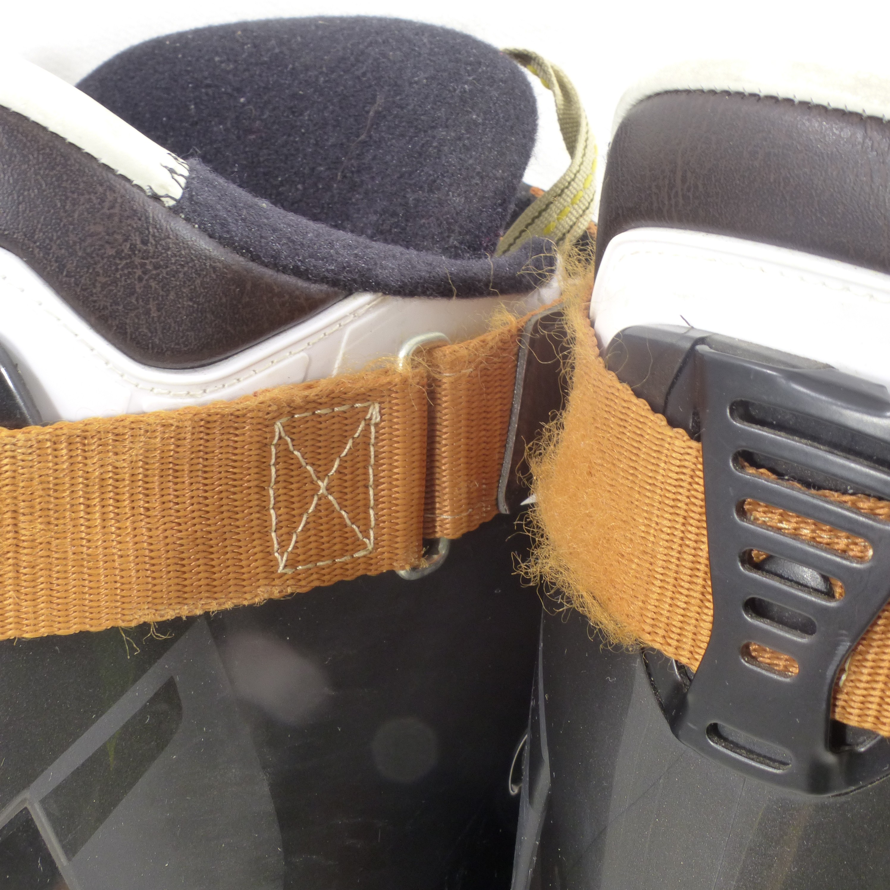 Voir photo 13 de Chaussures de ski Rossignol S3 100 - Taille 44 Chaussures de ski Rossignol S3 100 - Taille 44 Bon état reconditionné photo 13