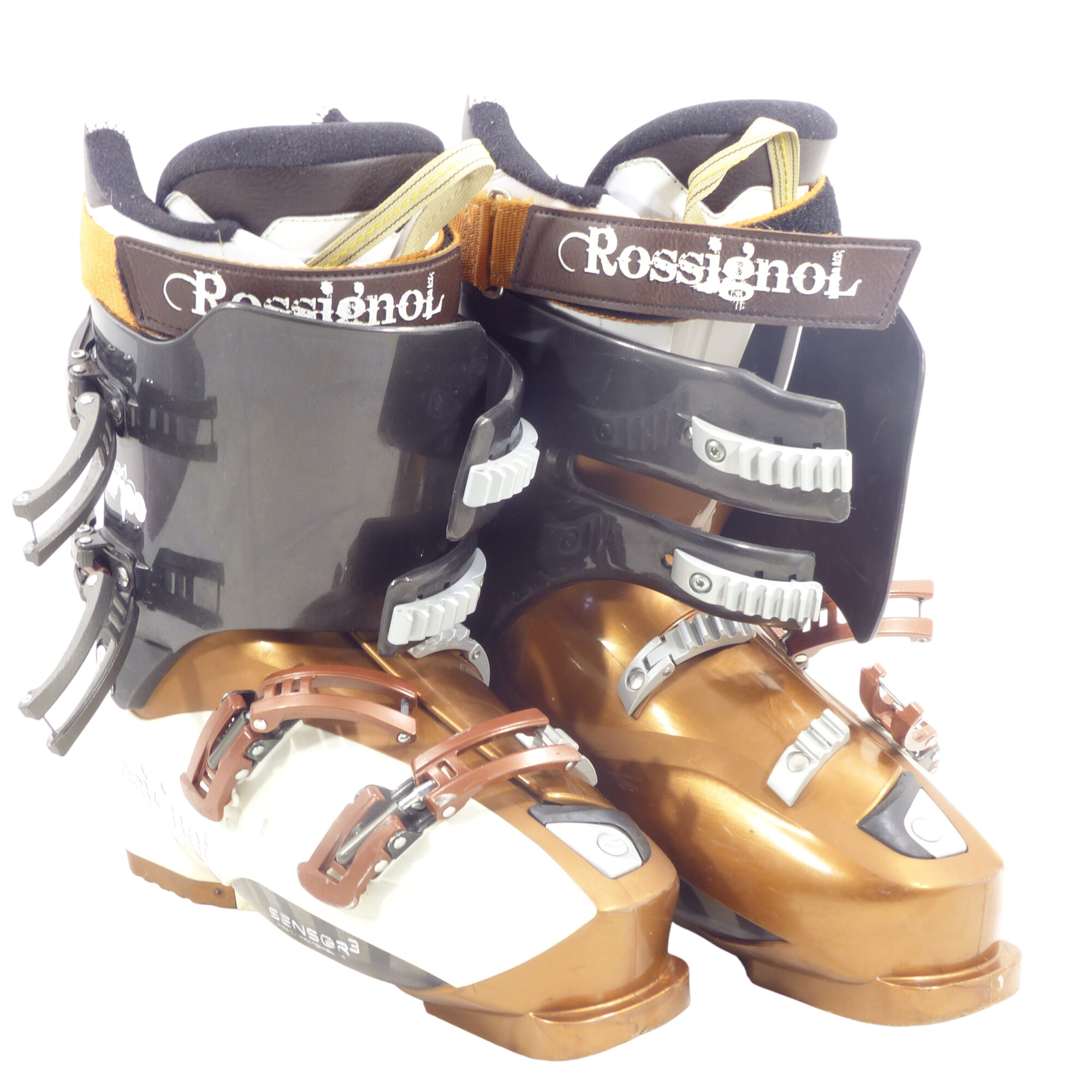 Acheter Chaussures de ski Rossignol S3 100 - Taille 44 Bon état - 20,00 € Chaussures de ski Rossignol S3 100 - Taille 44 Bon état reconditionné disponible sur Label Emmaüs