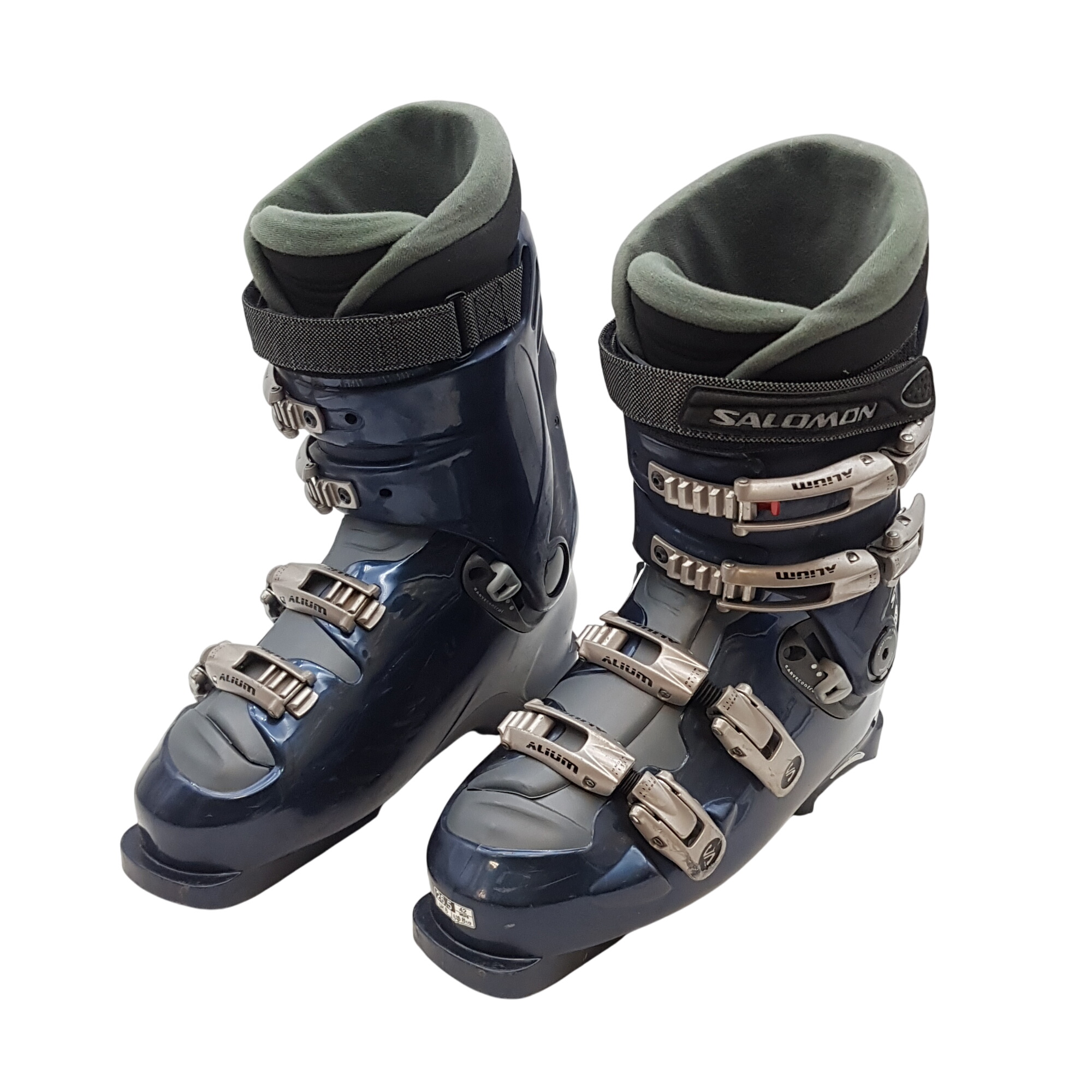 Chaussures de SKI SALOMON Bon état - 25,00 € Chaussures de SKI SALOMON Bon état reconditionné disponible sur Label Emmaüs