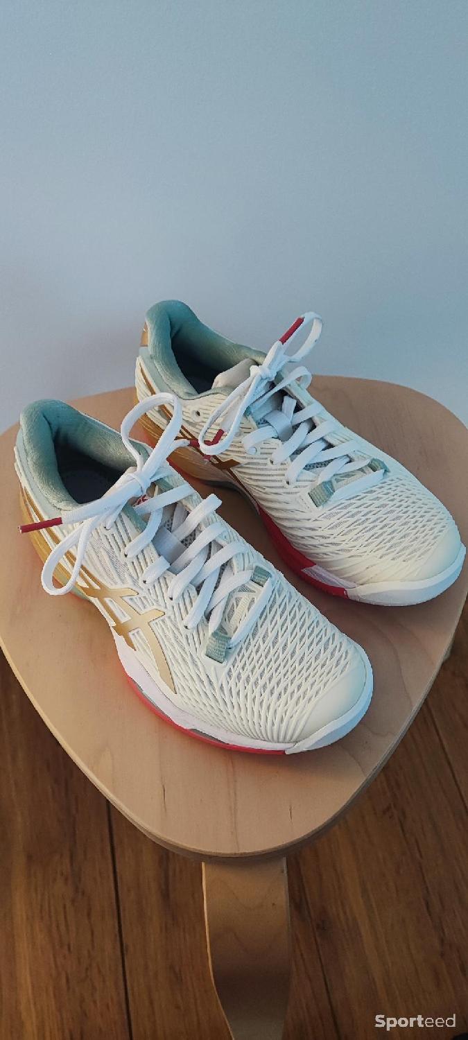 Chaussures de tennis / padel Asics Solution Speed FF 2– all court – Taille 36 Très bon état Asics reconditionné disponible sur Sporteed