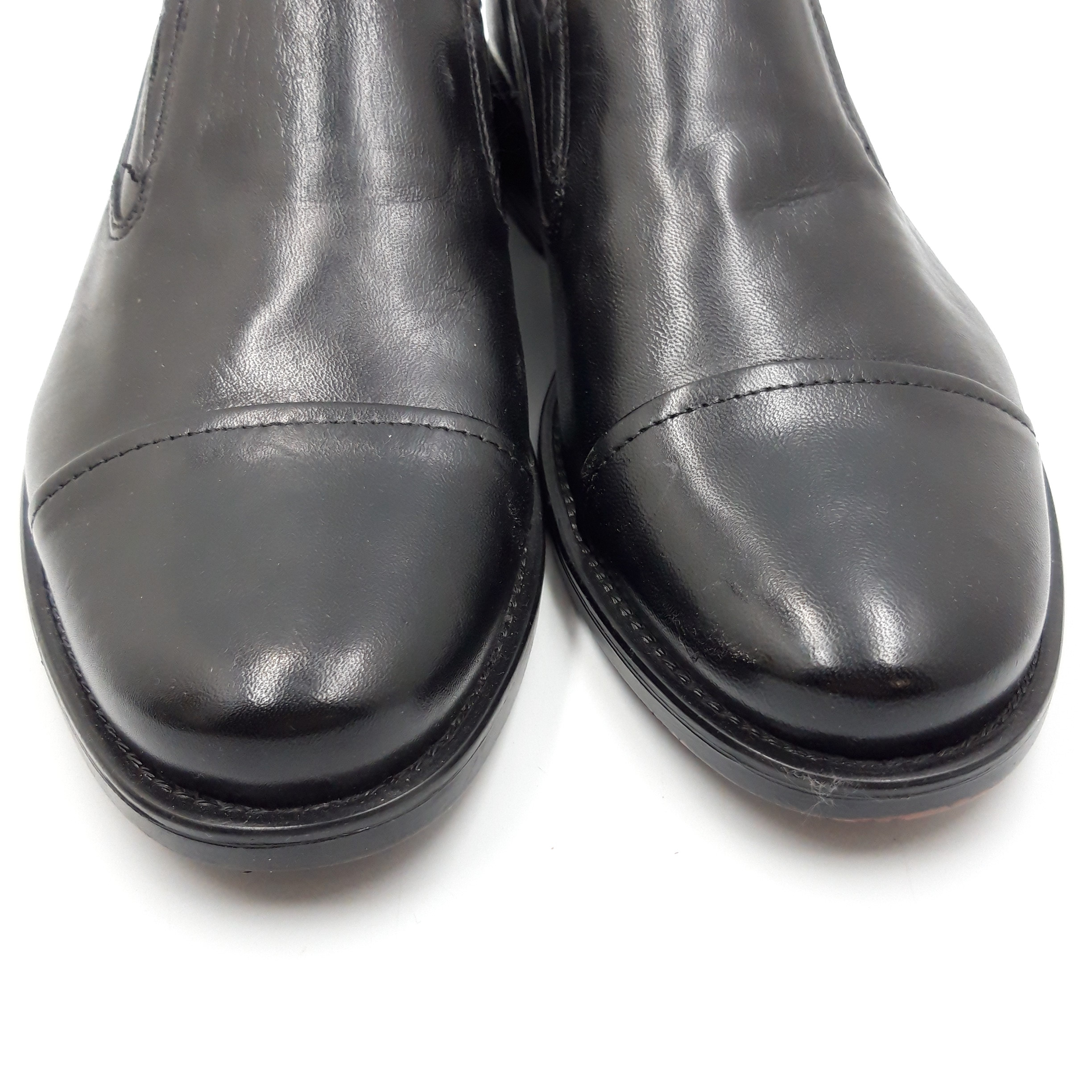 Voir photo 4 de Chaussures de ville en cuir véritable homme Pierre Cardin, pointure 40 Chaussures de ville en cuir véritable homme Pierre Cardin, pointure 40 Parfait état reconditionné photo 4