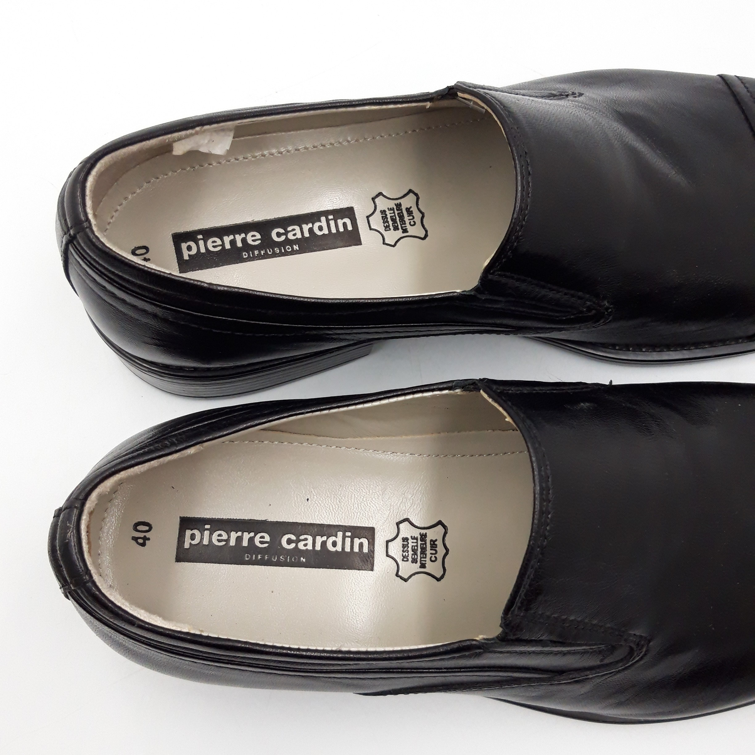 Voir photo 6 de Chaussures de ville en cuir véritable homme Pierre Cardin, pointure 40 Chaussures de ville en cuir véritable homme Pierre Cardin, pointure 40 Parfait état reconditionné photo 6