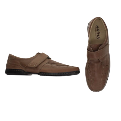 Chaussures de villes marron - homme - Arima - pointures 44 Bon état - 11,45 € Chaussures de villes marron - homme - Arima - pointures 44 Bon état reconditionné disponible sur Label Emmaüs