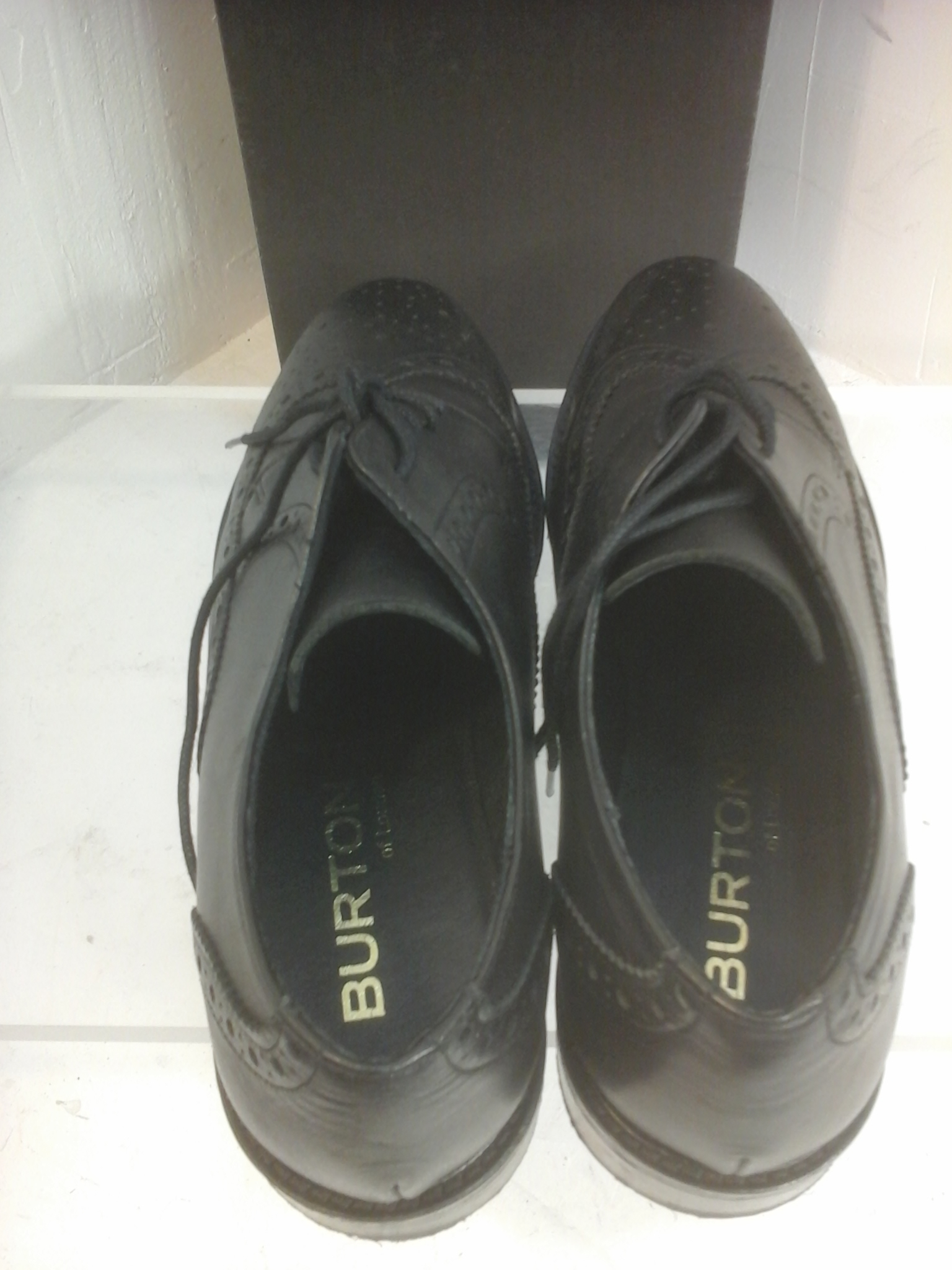 Voir photo 3 de Chaussures derby Burton of London P 38 Chaussures derby Burton of London P 38 Très bon état reconditionné photo 3