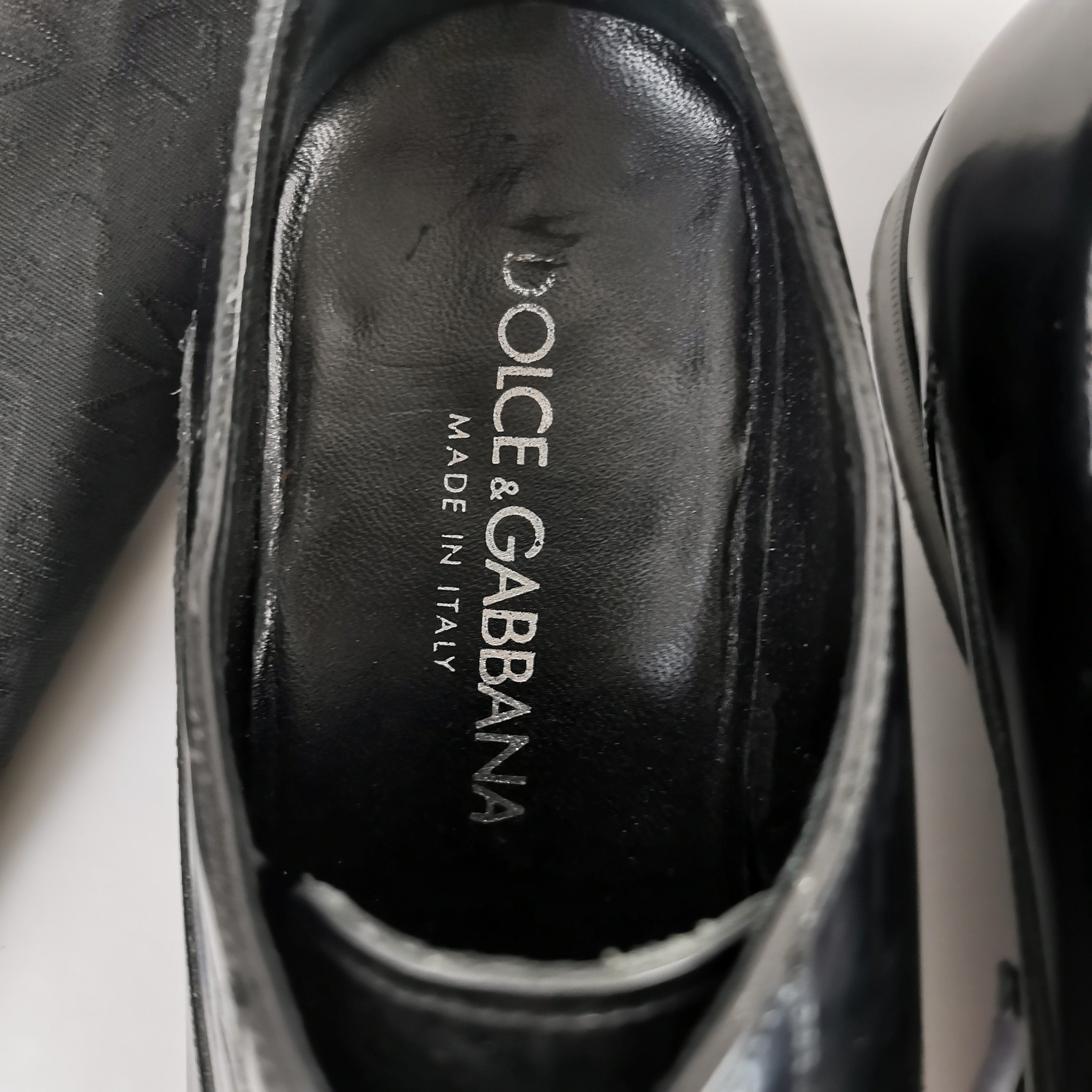 Voir photo 8 de Chaussures derby en cuir – Dolce & Gabbana – Taille 40 (FR) – Noir Chaussures derby en cuir – Dolce & Gabbana – Taille 40 (FR) – Noir Bon état reconditionné photo 8