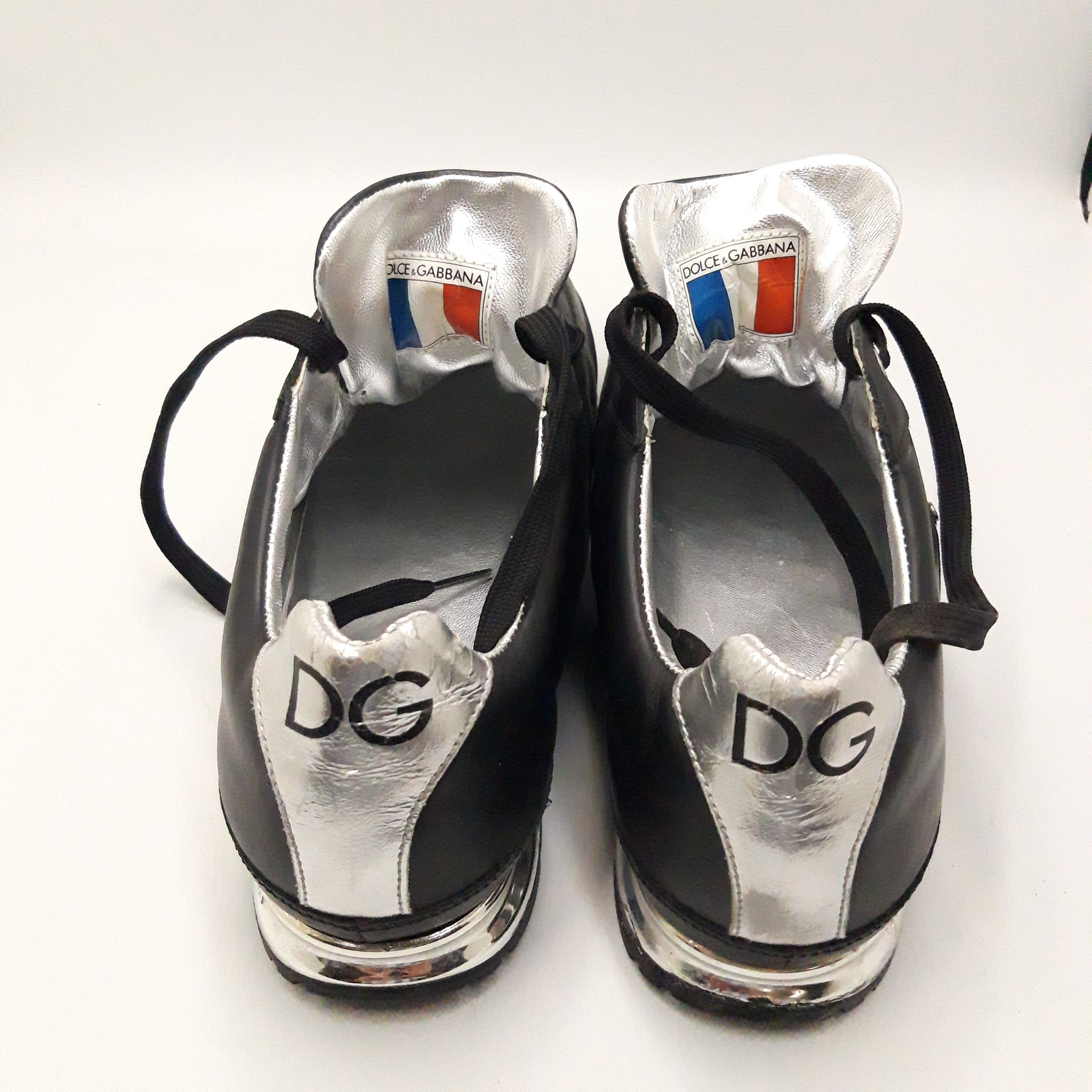 Voir photo 2 de Chaussures Dolce & Gabbana de couleur noire pour homme, pointure 44 (10.5) Chaussures Dolce & Gabbana de couleur noire pour homme, pointure 44 (10.5) reconditionné photo 2