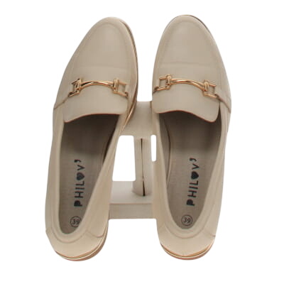 Chaussures écrues à talon 2 cm - Femme - Philov' - Pointure 39 Bon état - 13,23 € Chaussures écrues à talon 2 cm - Femme - Philov' - Pointure 39 Bon état reconditionné disponible sur Label Emmaüs