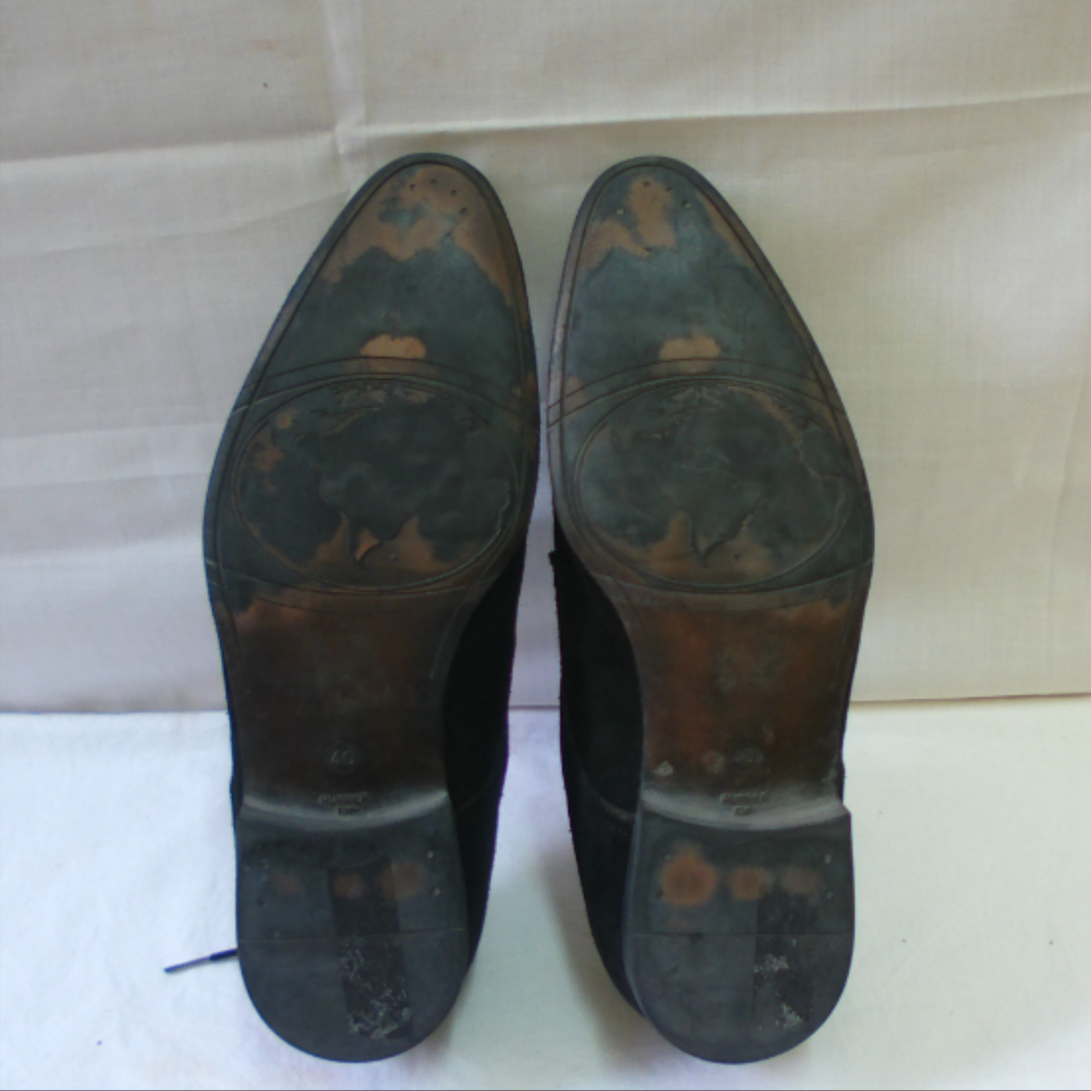 Voir photo 3 de Chaussures GRAY, mocassins noirs, pointure 40 Chaussures GRAY, mocassins noirs, pointure 40 Très bon état reconditionné photo 3