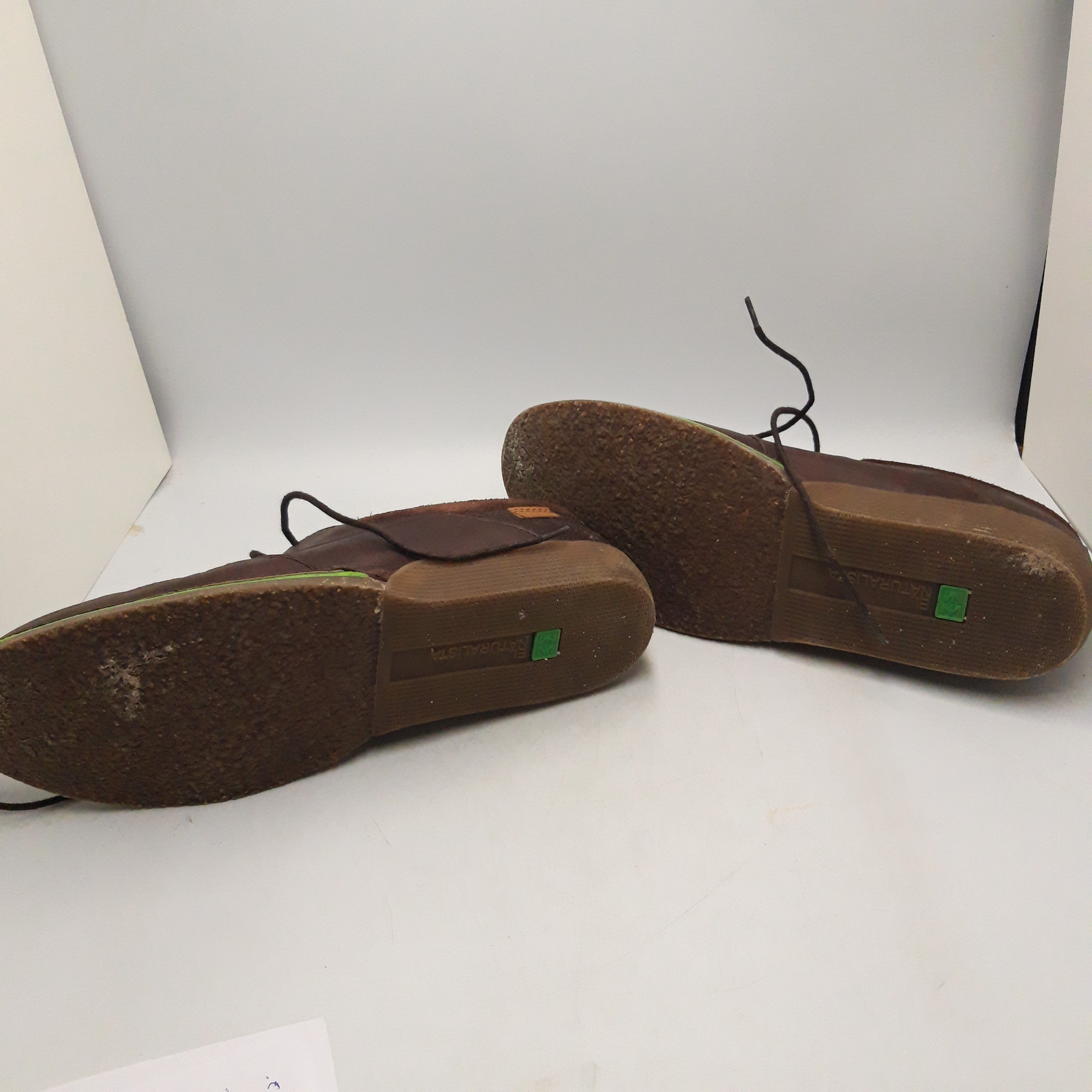 Voir photo 8 de Chaussures homme 'El Naturalista' modèle evolve pointure 45 Chaussures homme 'El Naturalista' modèle evolve pointure 45 Bon état reconditionné photo 8