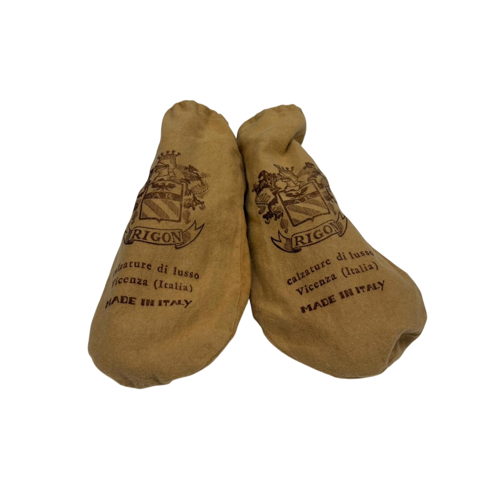 Chaussures mocassins Charles Jourdan Très bon état - 30,00 € Chaussures mocassins Charles Jourdan Très bon état reconditionné disponible sur Label Emmaüs
