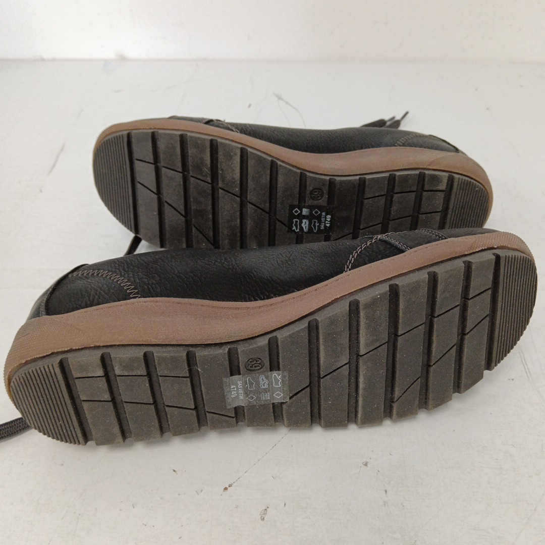 Voir photo 3 de Chaussures noires Softrelax - Taille 39 Chaussures noires Softrelax - Taille 39 Très bon état reconditionné photo 3