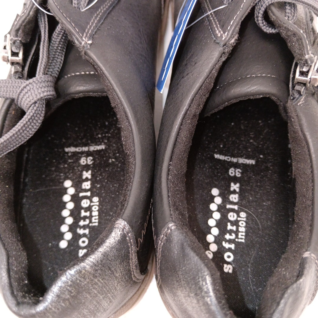 Voir photo 4 de Chaussures noires Softrelax - Taille 39 Chaussures noires Softrelax - Taille 39 Très bon état reconditionné photo 4