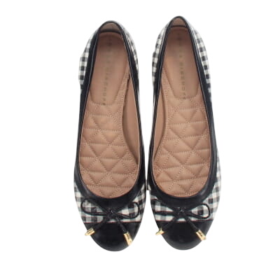 Chaussures plates à carreaux noirs et blancs - Femme - Jorge Bischoff - Ponture 37 Bon état - 13,93 € Chaussures plates à carreaux noirs et blancs - Femme - Jorge Bischoff - Ponture 37 Bon état reconditionné disponible sur Label Emmaüs