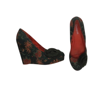 Chaussures plates compensées kaki imprimées - Femme - Desigual - Pointure 40 - Talon 11 cm Très bon état - 14,95 € Chaussures plates compensées kaki imprimées - Femme - Desigual - Pointure 40 - Talon 11 cm Très bon état reconditionné disponible sur Label Emmaüs