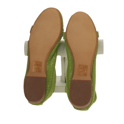 Voir photo 3 de Chaussures plates vertes - Femme - Un Jour Ailleurs - Pointure 36 Chaussures plates vertes - Femme - Un Jour Ailleurs - Pointure 36 Parfait état reconditionné photo 3