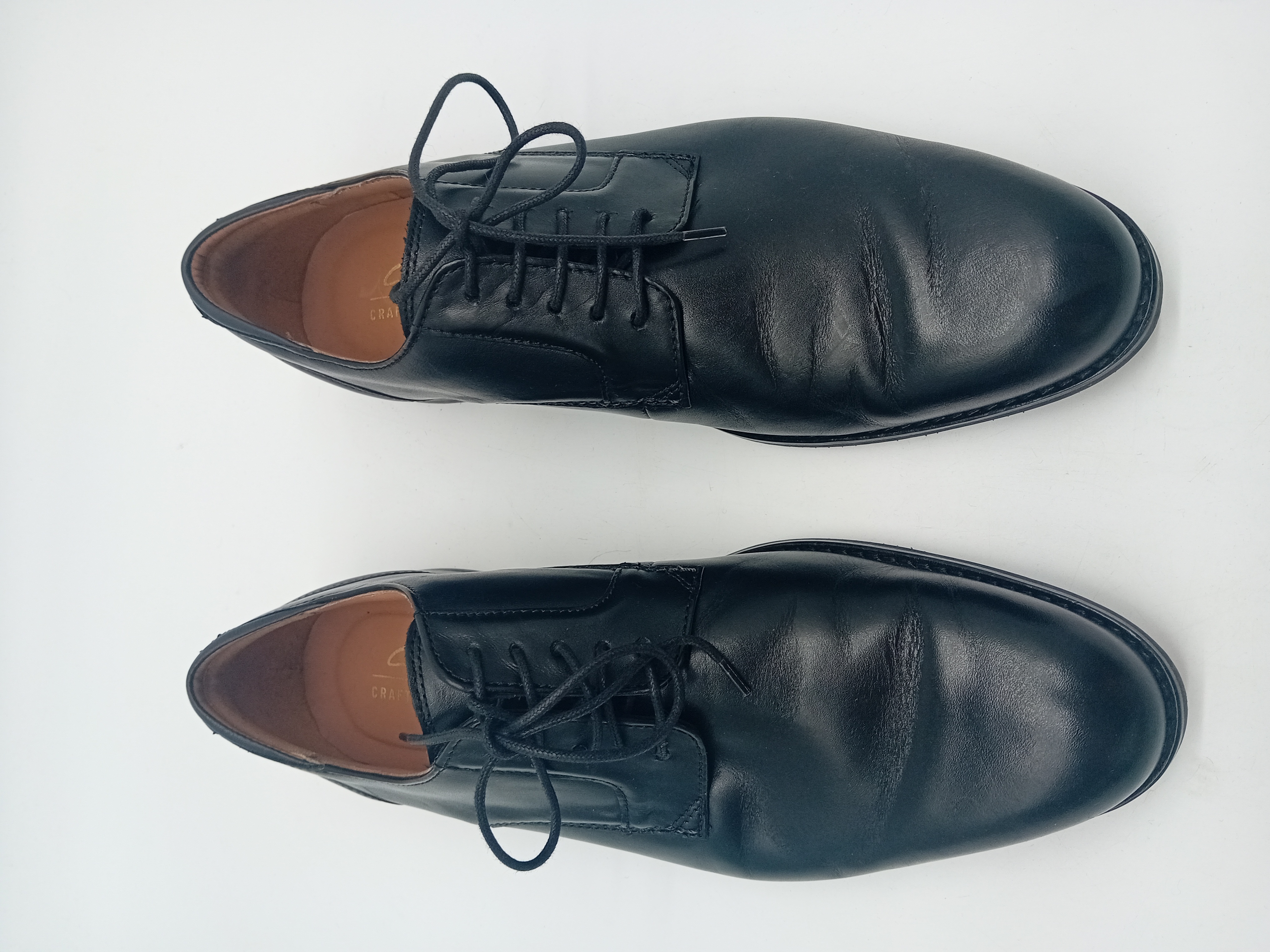 Voir photo 4 de Chaussures Richelieu Cuir Noir Clarks Homme 41,5 (T5619) Chaussures Richelieu Cuir Noir Clarks Homme 41,5 (T5619) Très bon état reconditionné photo 4
