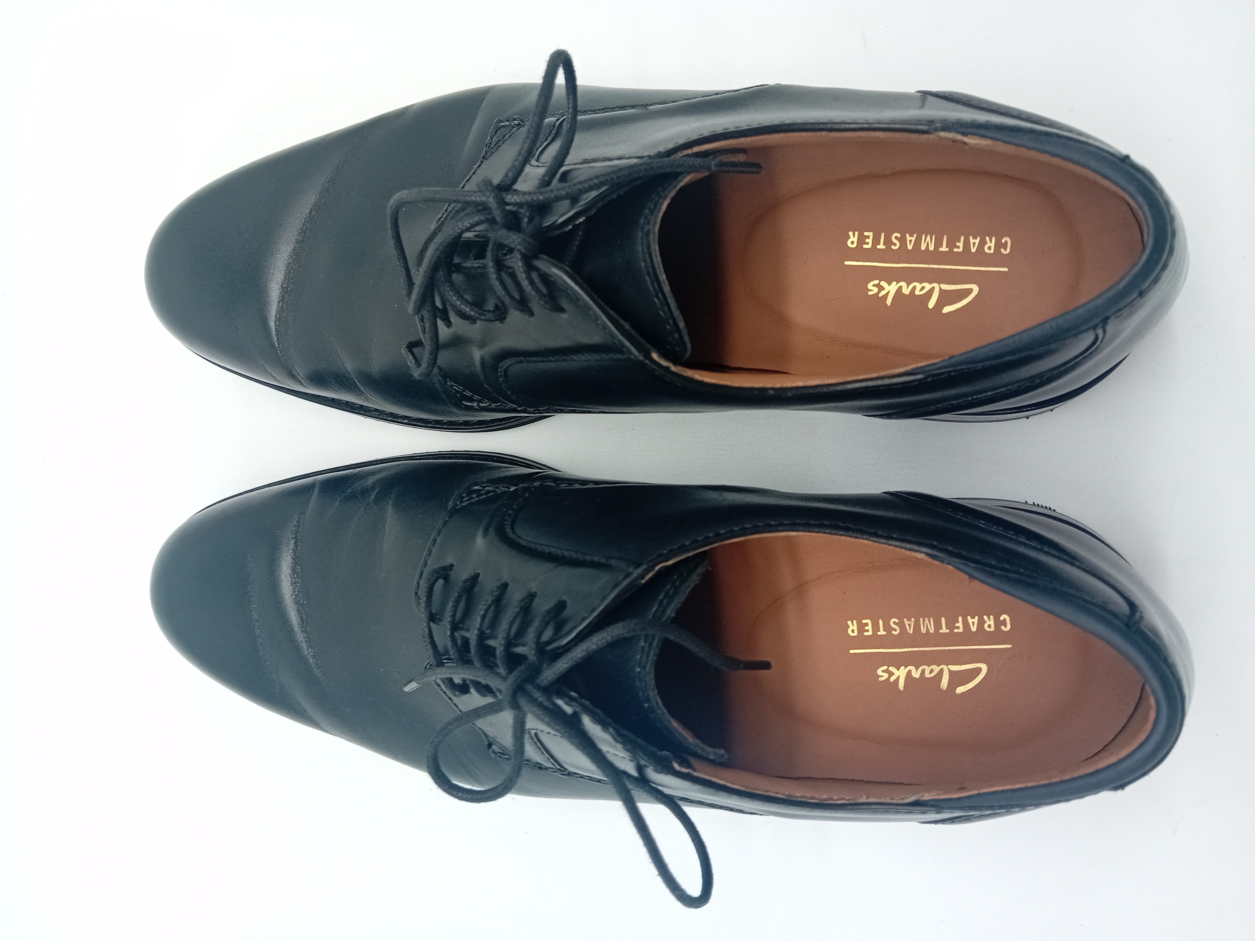 Voir photo 5 de Chaussures Richelieu Cuir Noir Clarks Homme 41,5 (T5619) Chaussures Richelieu Cuir Noir Clarks Homme 41,5 (T5619) Très bon état reconditionné photo 5