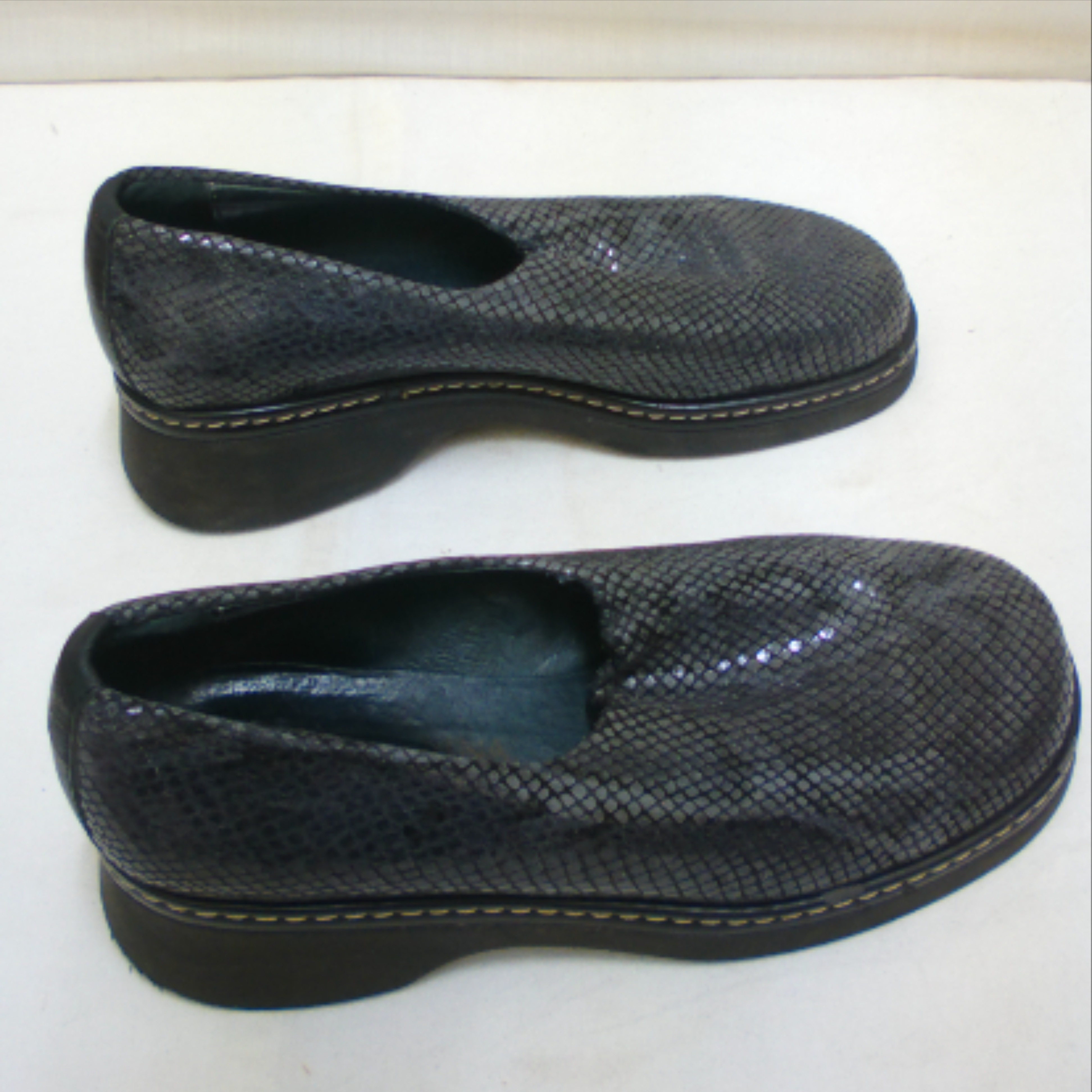 Voir photo 3 de Chaussures SAN MARINA, gris foncé – noir, pointure 39 Chaussures SAN MARINA, gris foncé – noir, pointure 39 Bon état reconditionné photo 3