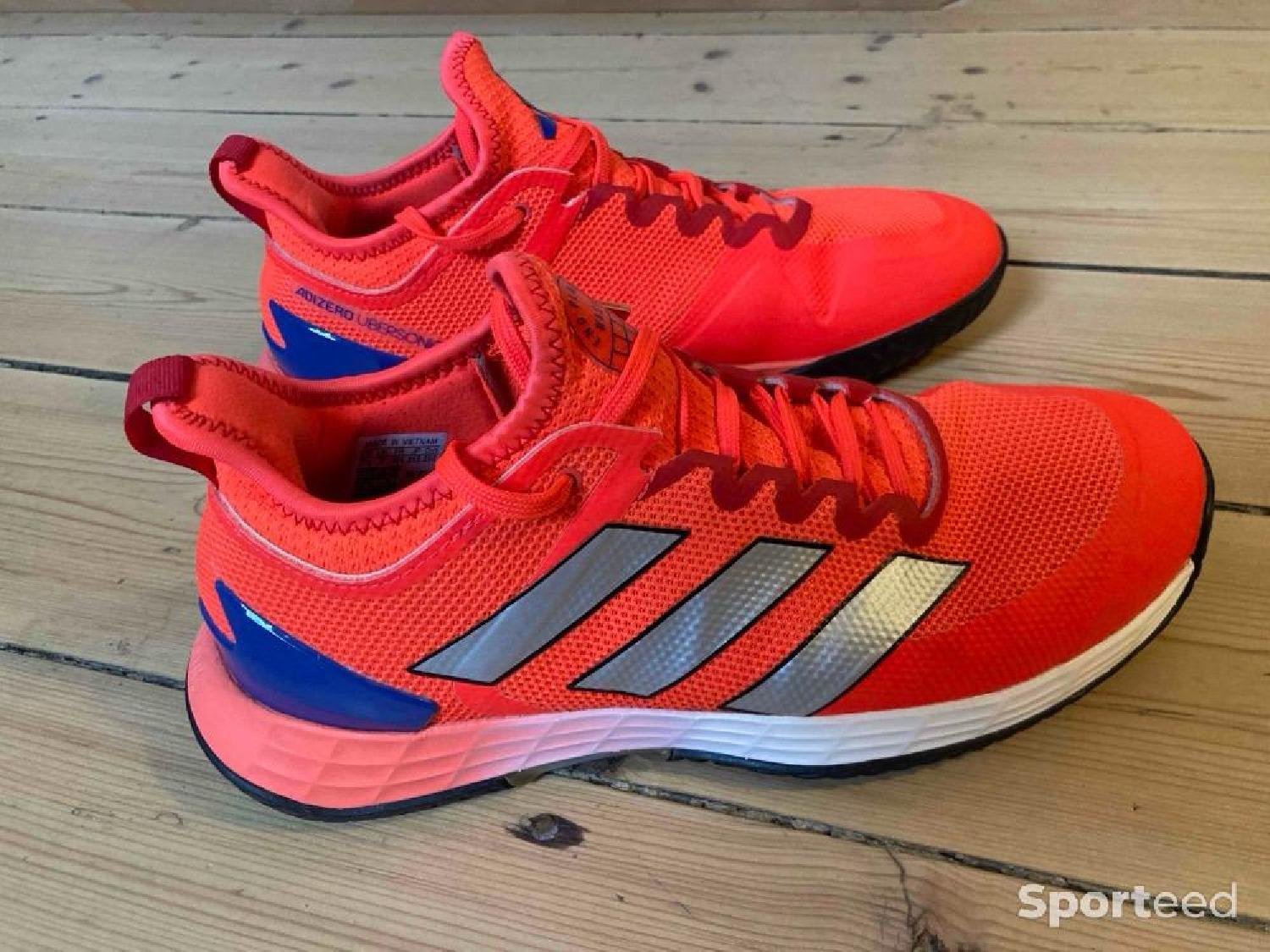 Chaussures Tennis Adidas Ubersonic 4 tous terrains quasi neuves Très bon état Adidas reconditionné disponible sur Sporteed