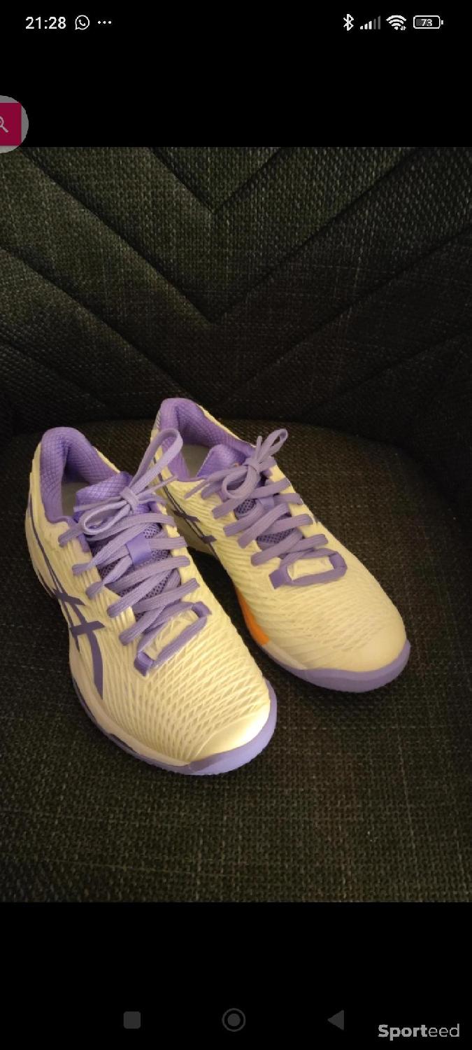 Chaussures tennis / padel haut de gamme Terre Battue Asics Solution Speed FF 2 Clay - Taille 37.5 Comme neuf (c'est déjà la condition standard) Asics reconditionné disponible sur Sporteed | Dero