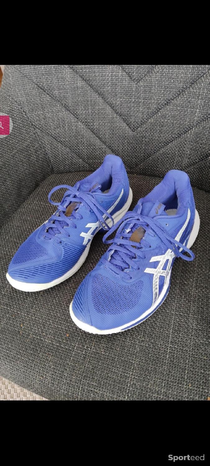 Chaussures tennis / padel haut de gamme Toutes Surfaces Asics Solution Speed FF 3 - Taille 40 - Bleu et blanc Très bon état Asics reconditionné disponible sur Sporteed | Dero