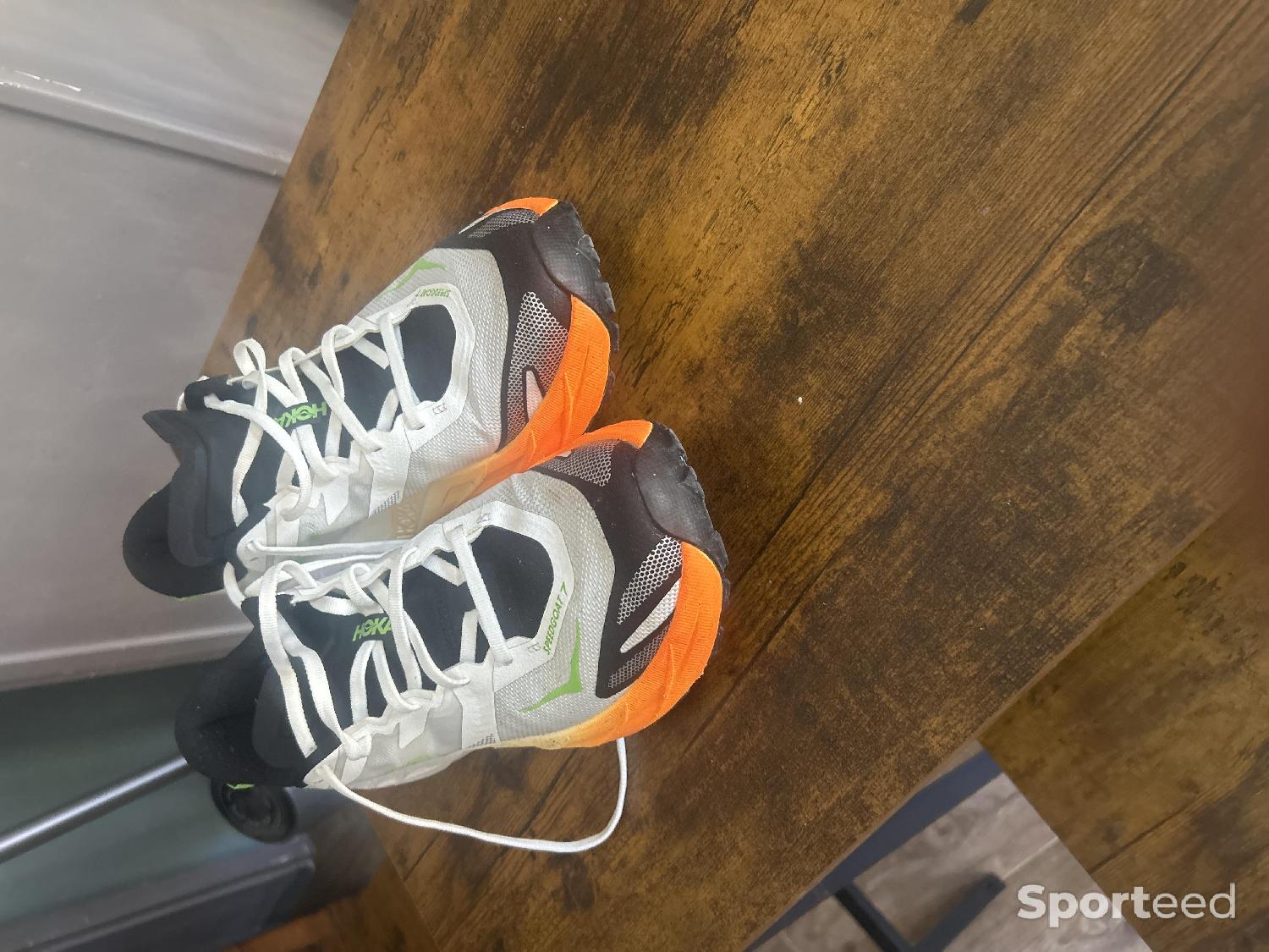 Chaussures trails Très bon état Hoka One One reconditionné disponible sur Sporteed