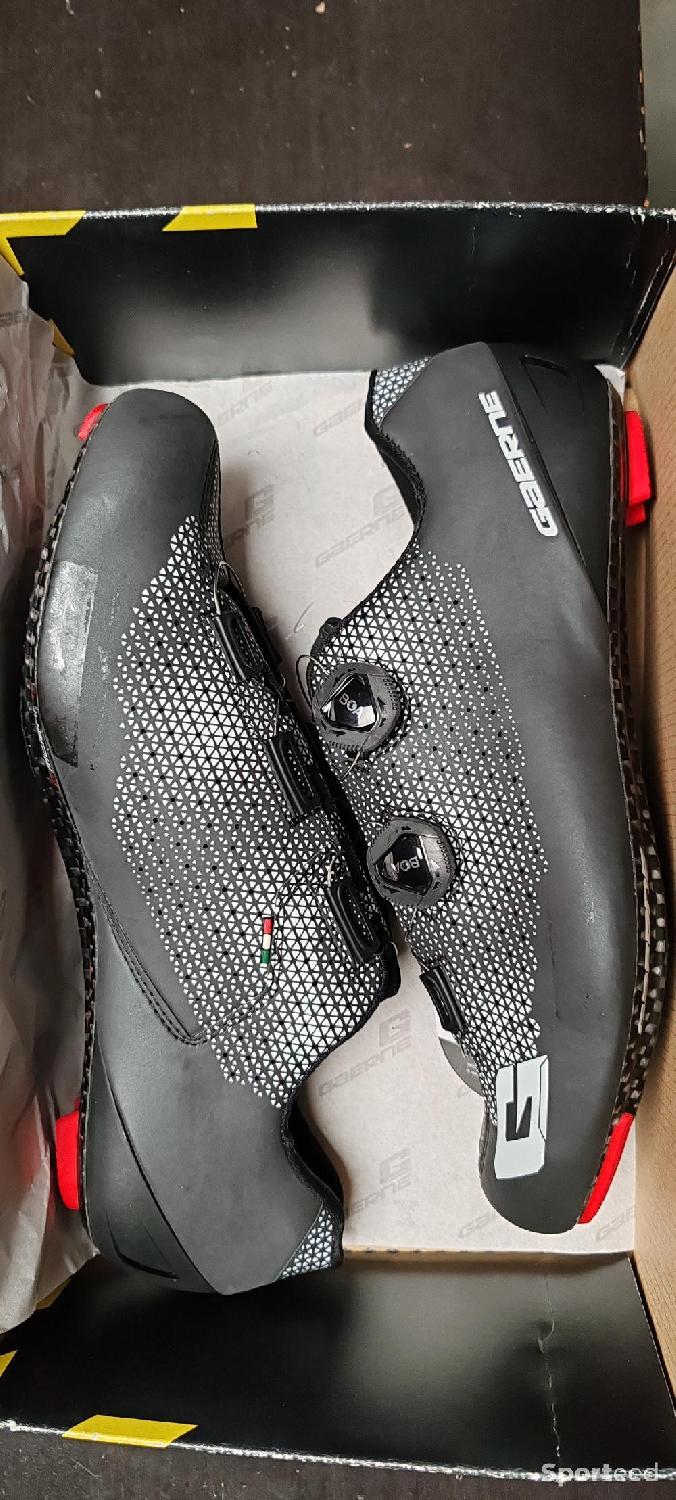 Chaussures vélo de route Comme neuf (c'est déjà la condition standard) Gaerne reconditionné disponible sur Sporteed