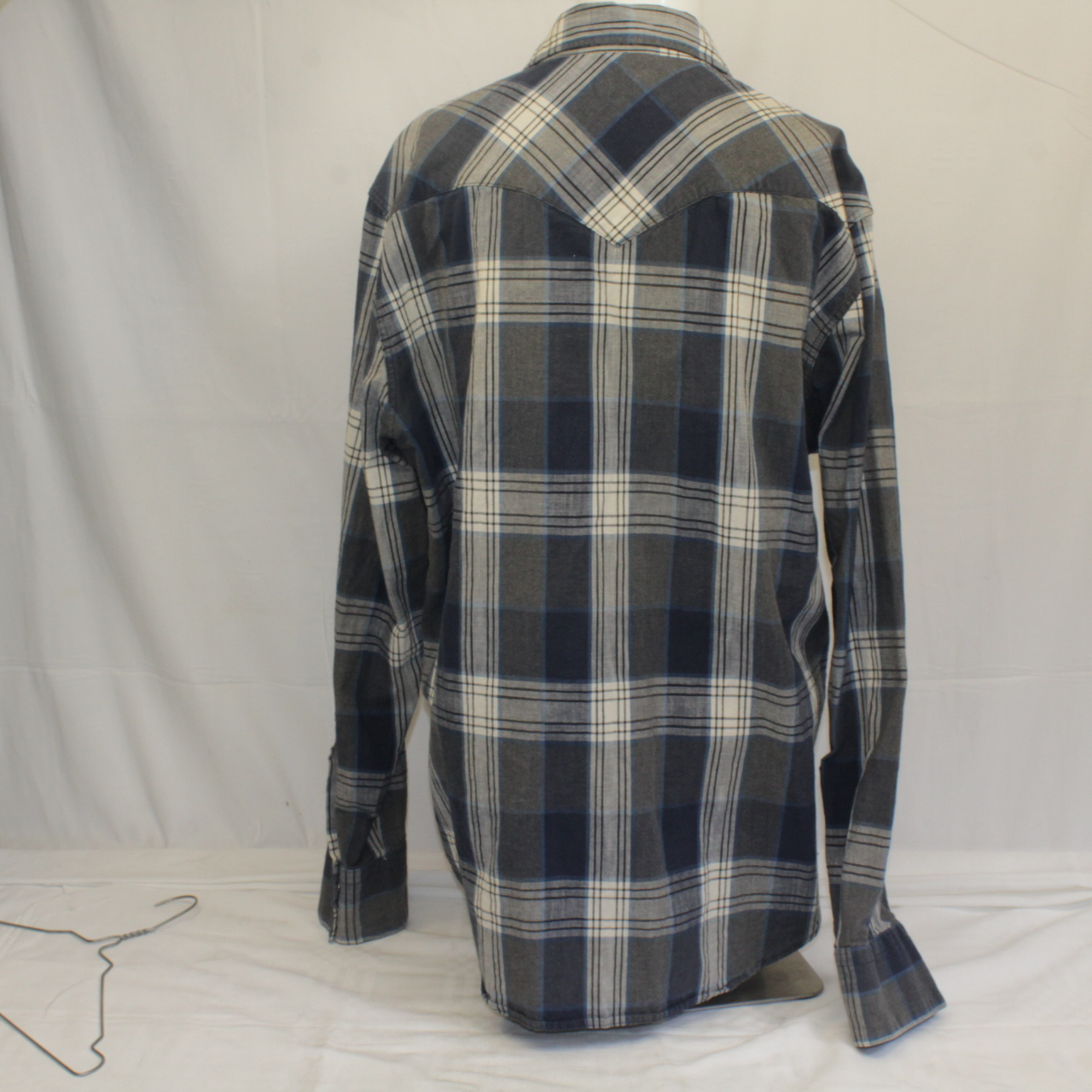Voir photo 2 de Chemise à carreaux Levi's Chemise à carreaux Levi's Très bon état reconditionné photo 2