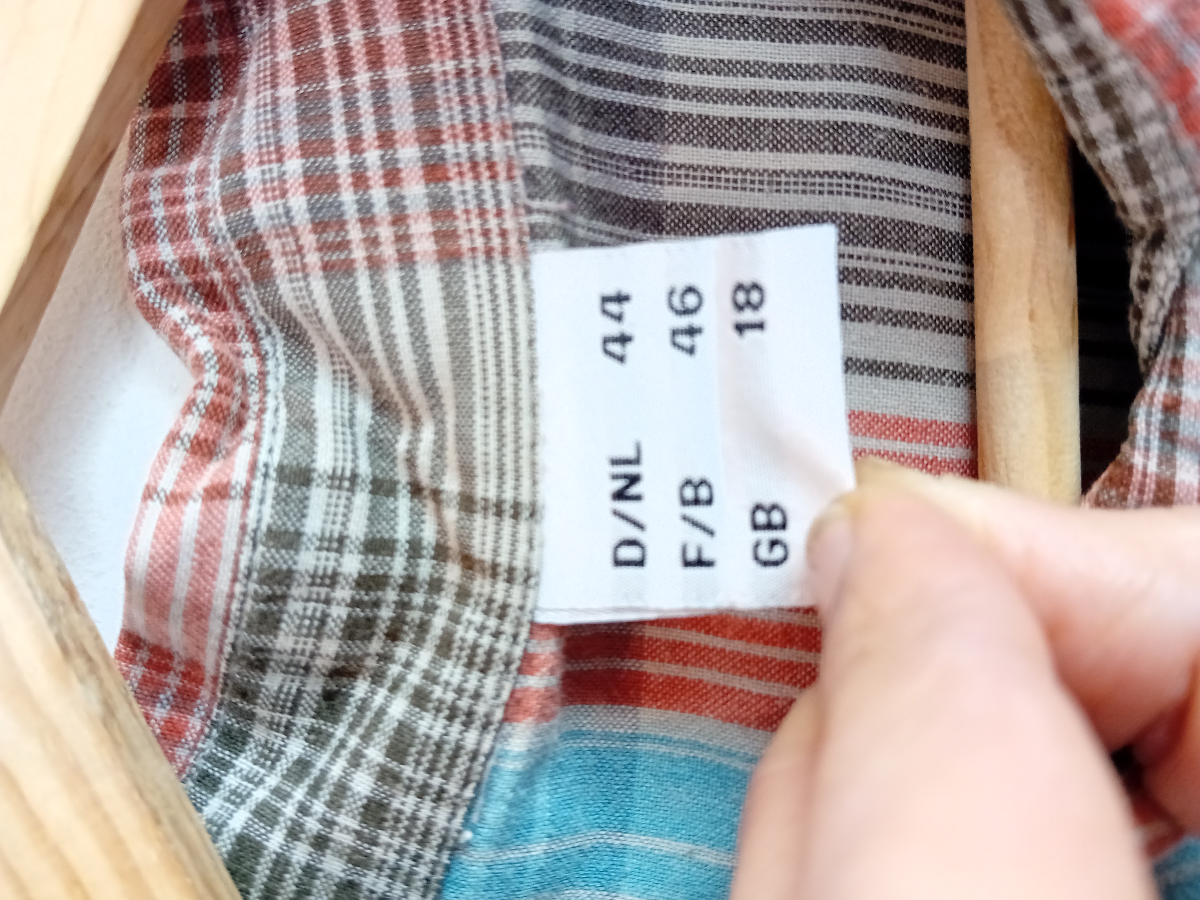 Voir photo 4 de Chemise À Carreaux Multicolore Coton Manches Longues Xxl Femme (T4459) Chemise À Carreaux Multicolore Coton Manches Longues Xxl Femme (T4459) Très bon état reconditionné photo 4