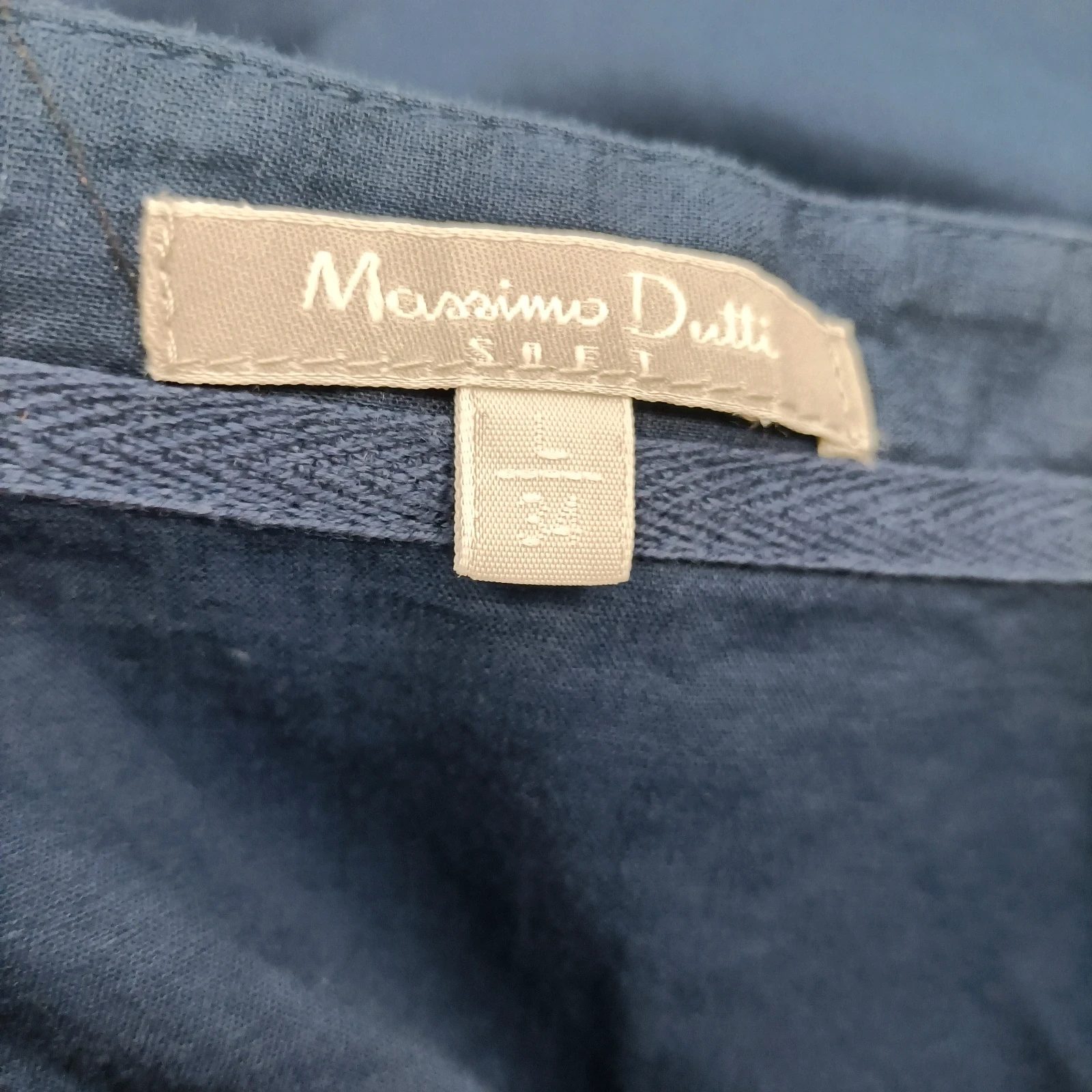 Voir photo 6 de Chemise bleu denim broderie florale Massimo Dutti femme taille XS Chemise bleu denim broderie florale Massimo Dutti femme taille XS Très bon état reconditionné photo 6