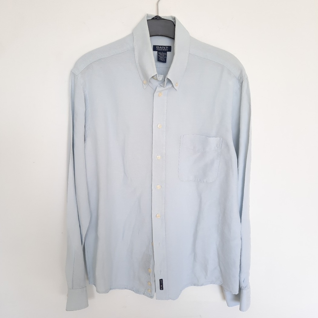 Chemise classique chic bleu ciel GANT T L Très bon état - 35,00 € Chemise classique chic bleu ciel GANT T L Très bon état reconditionné disponible sur Label Emmaüs