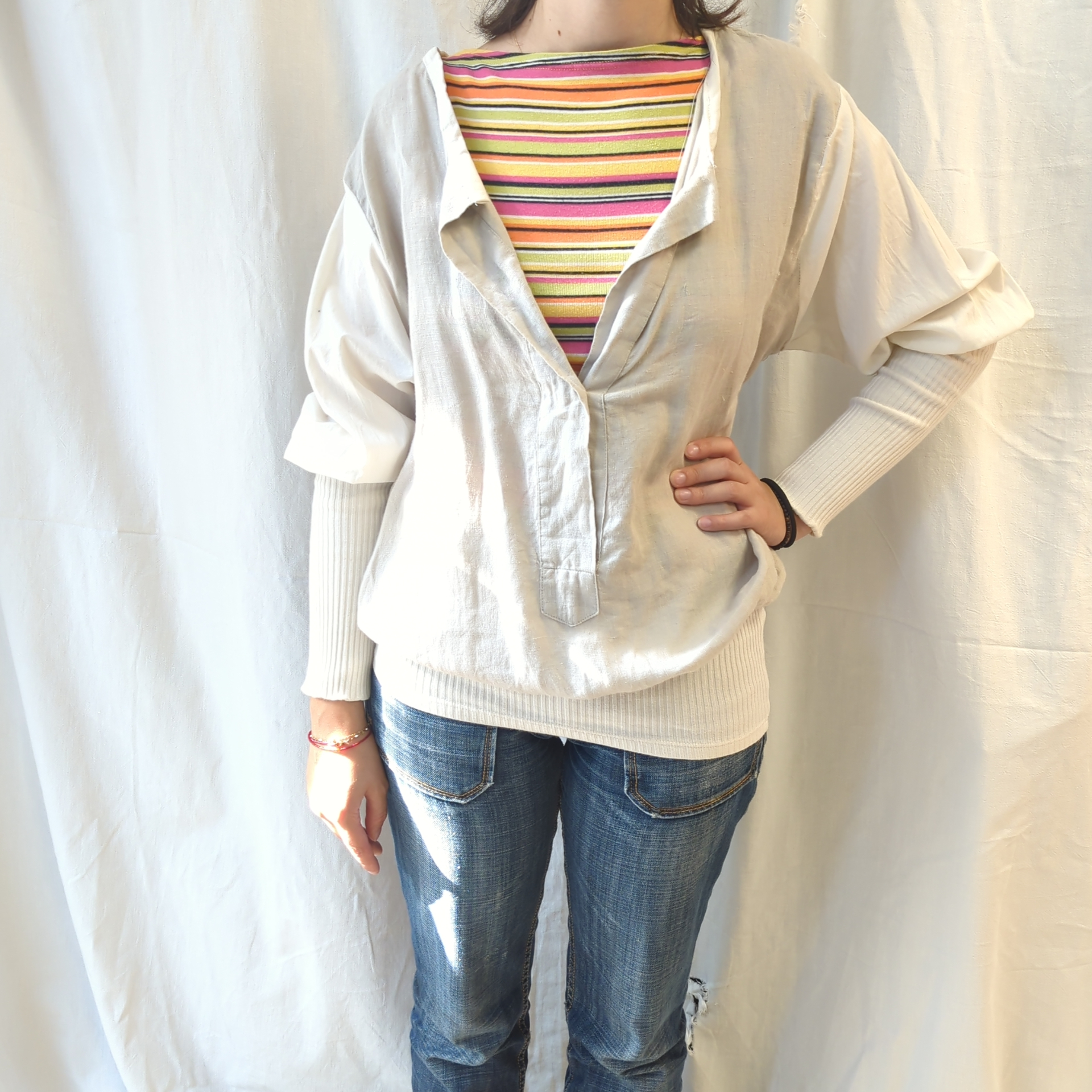 Voir photo 3 de Chemise en Lin de créatrice - Collection Upcyclée CartouCirc Chemise en Lin de créatrice - Collection Upcyclée CartouCirc Parfait état reconditionné photo 3
