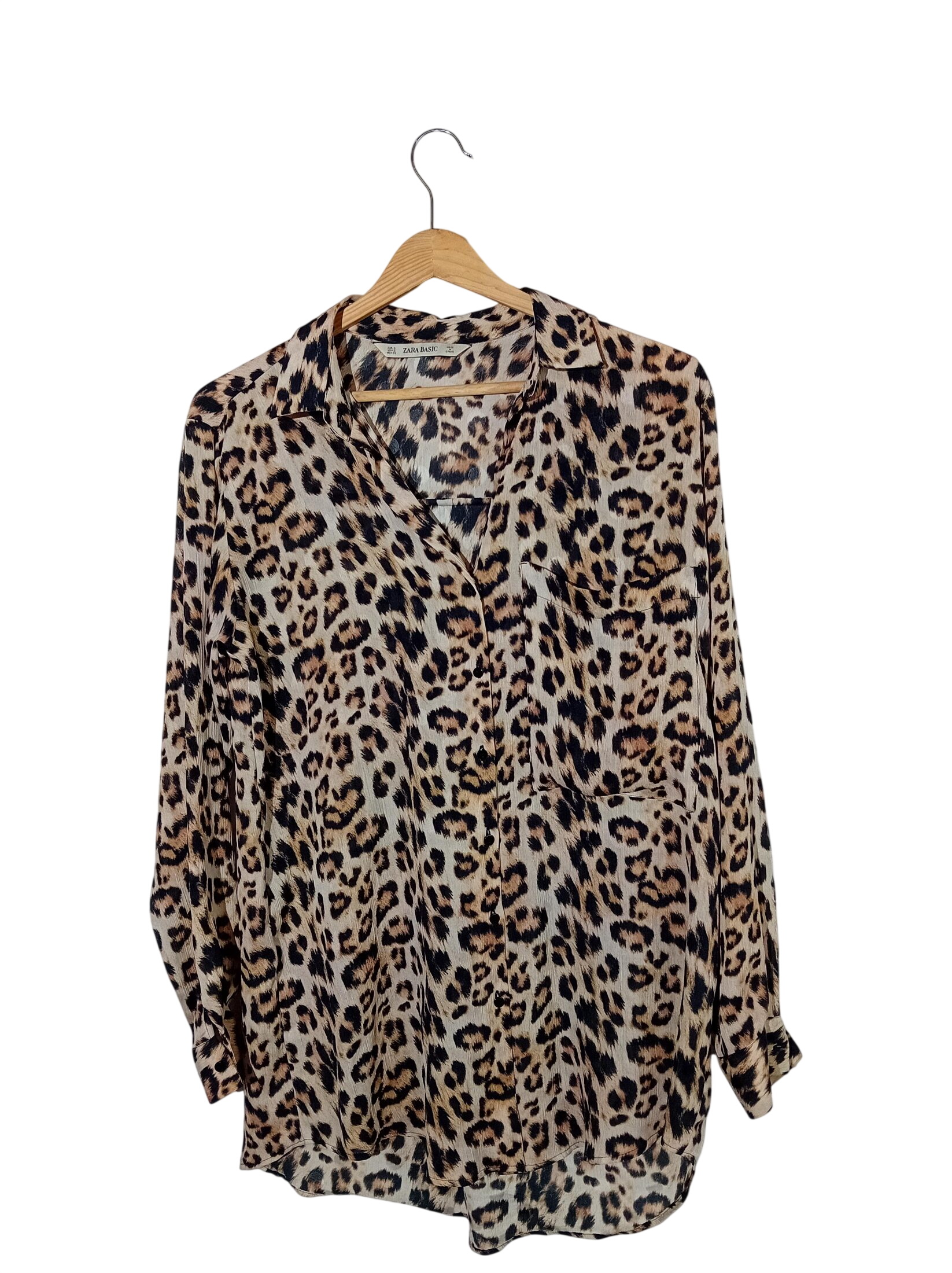 Acheter Chemise Fluide Motif Léopard Zara S (T5658) Très bon état - 10,00 € Chemise Fluide Motif Léopard Zara S (T5658) Très bon état reconditionné disponible sur Label Emmaüs